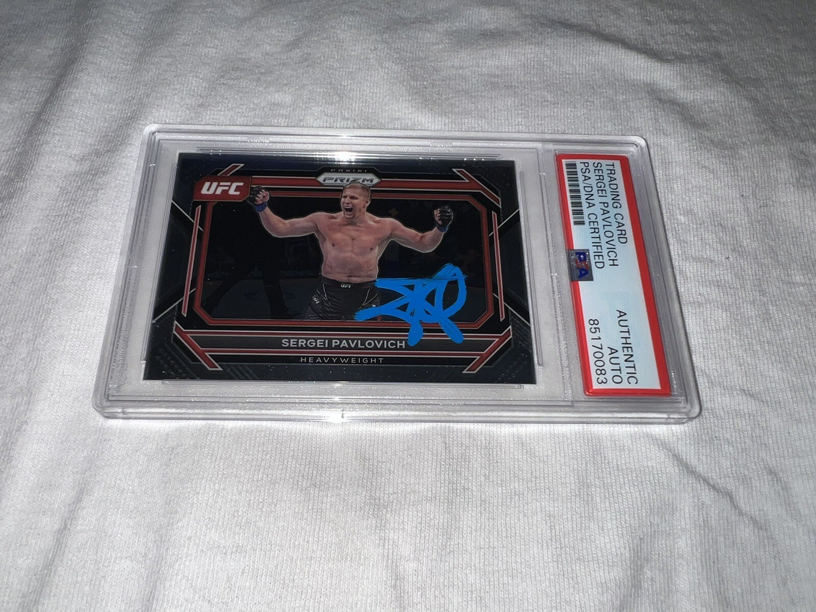 Sergei Pavlovich Signed 2023 Panini Prizm UFC Trading Card PSA/DNA #2
