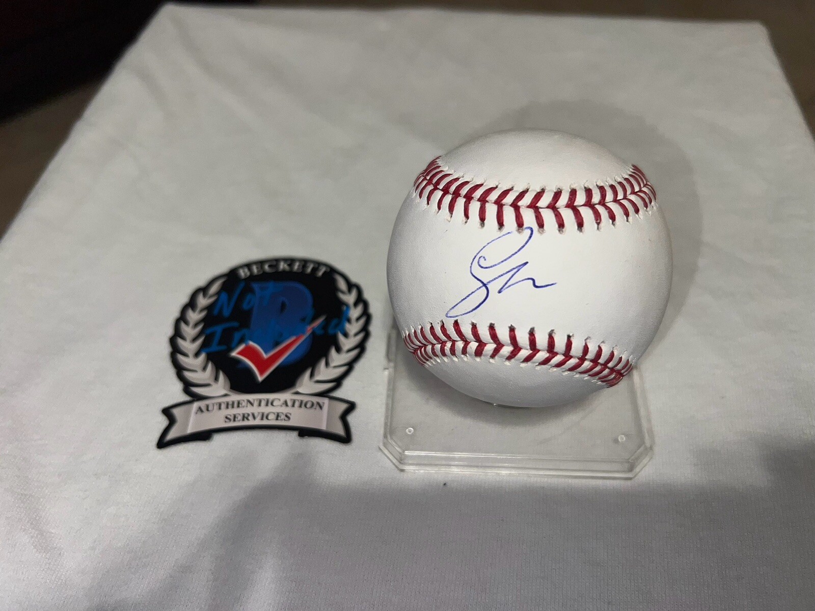 Lindsey Vonn Signed Official Major League Baseball Olympic Legend Beckett