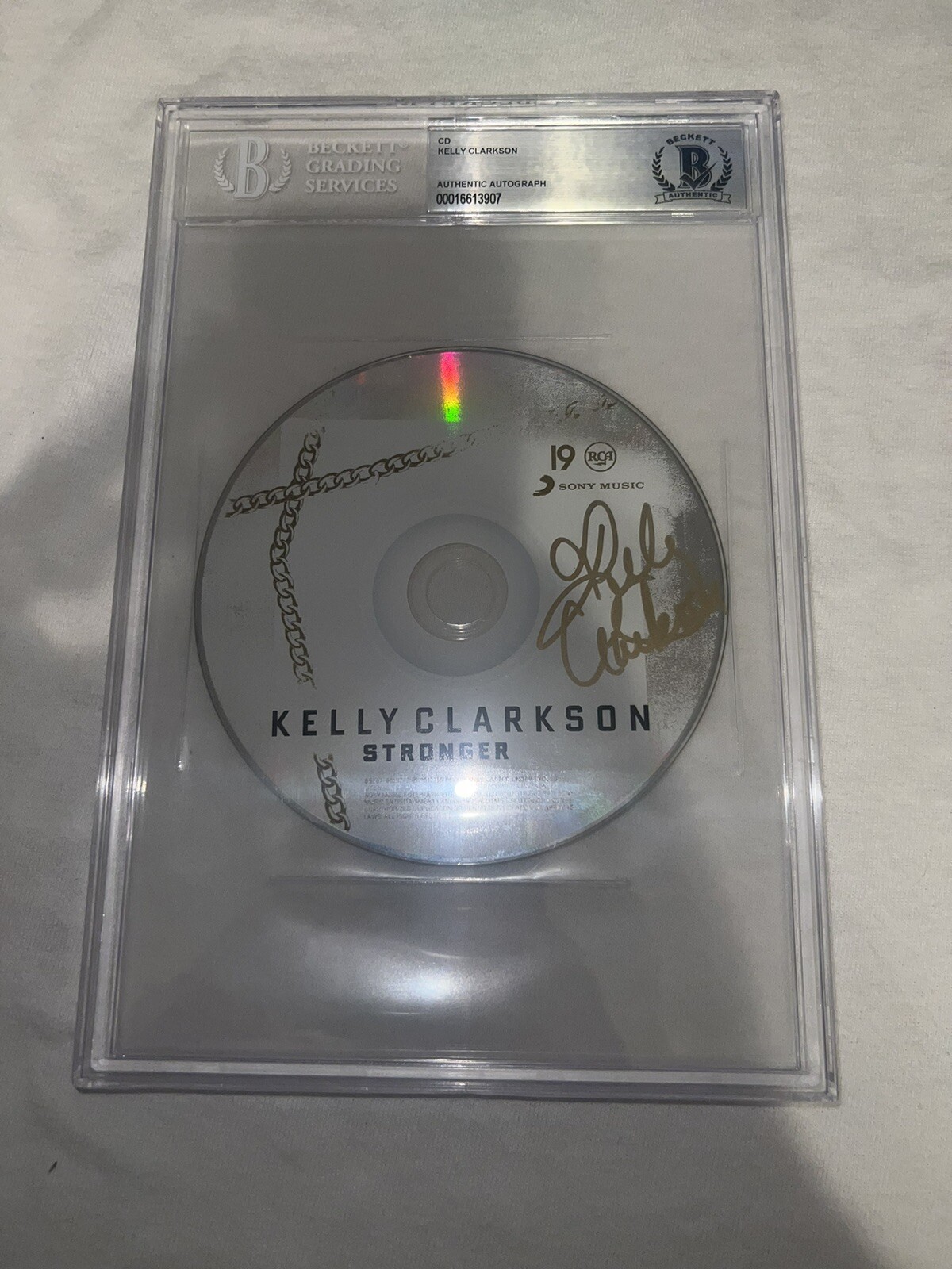 Kelly Clarkson Signed Stronger CD American Idol Legend Beckett
