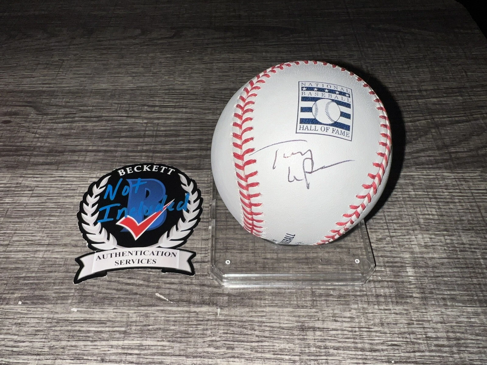 Tony LaRussa Signed Rawlings Official Hall Of Fame Baseball HOF 2014 Beckett