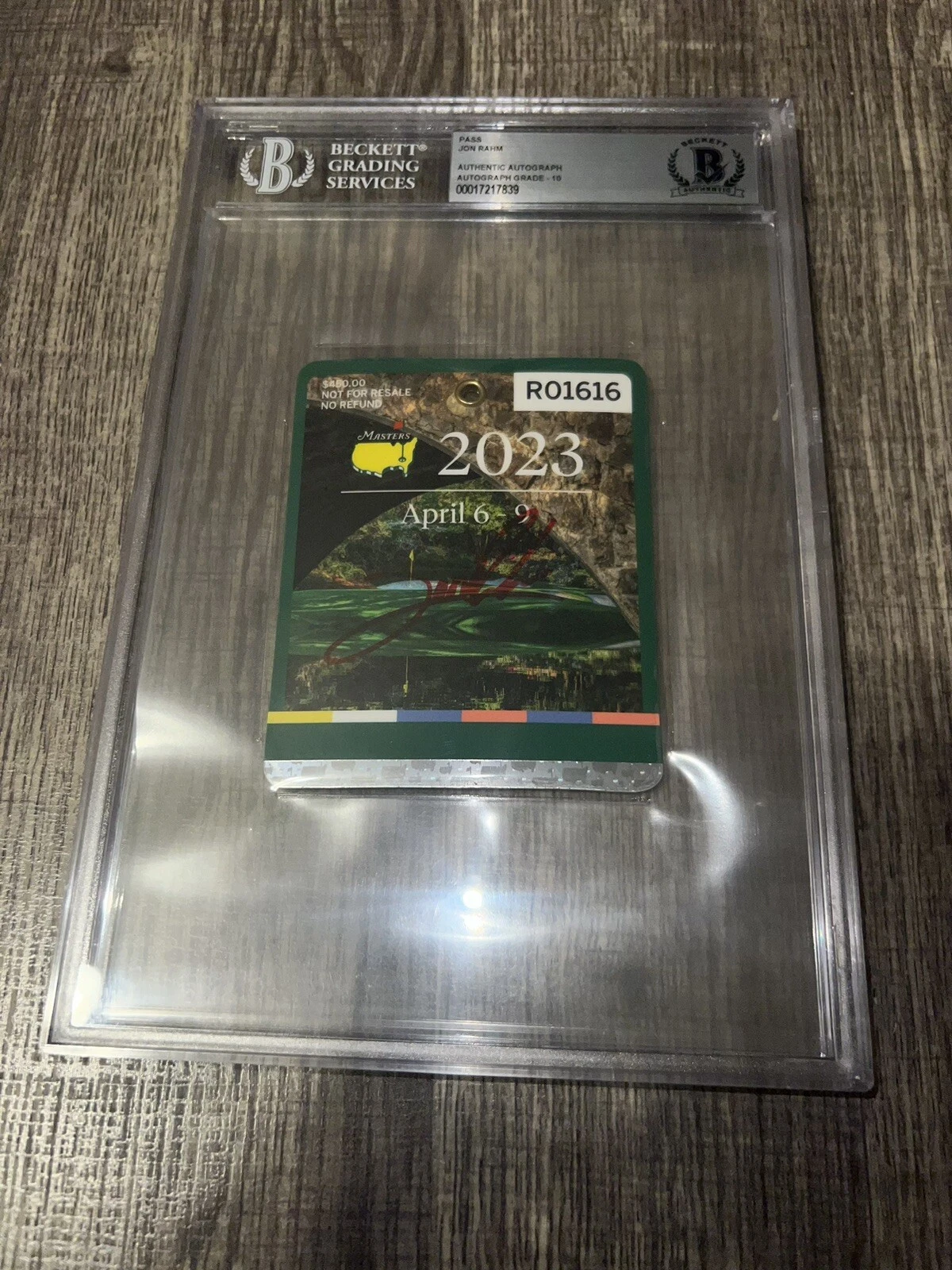Jon Rahm Signed Official 2023 Masters Badge Champion Beckett Auto Grade 10