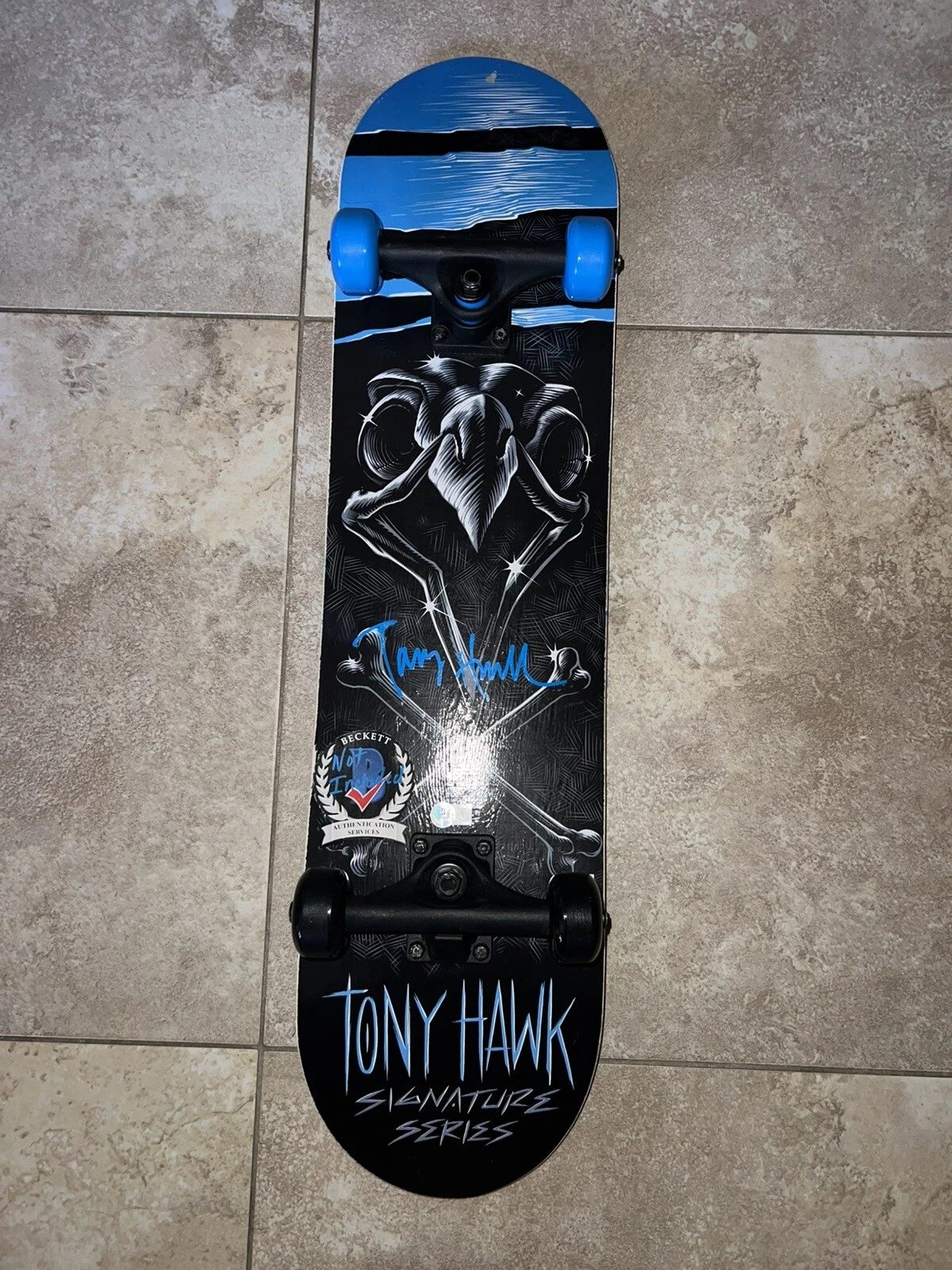 TONY HAWK SIGNED OFFICIAL SIGNATURE SERIES SKATEBOARD SUPERSTAR GOAT BECKETT COLLECTIBLE MEMORABILIA
