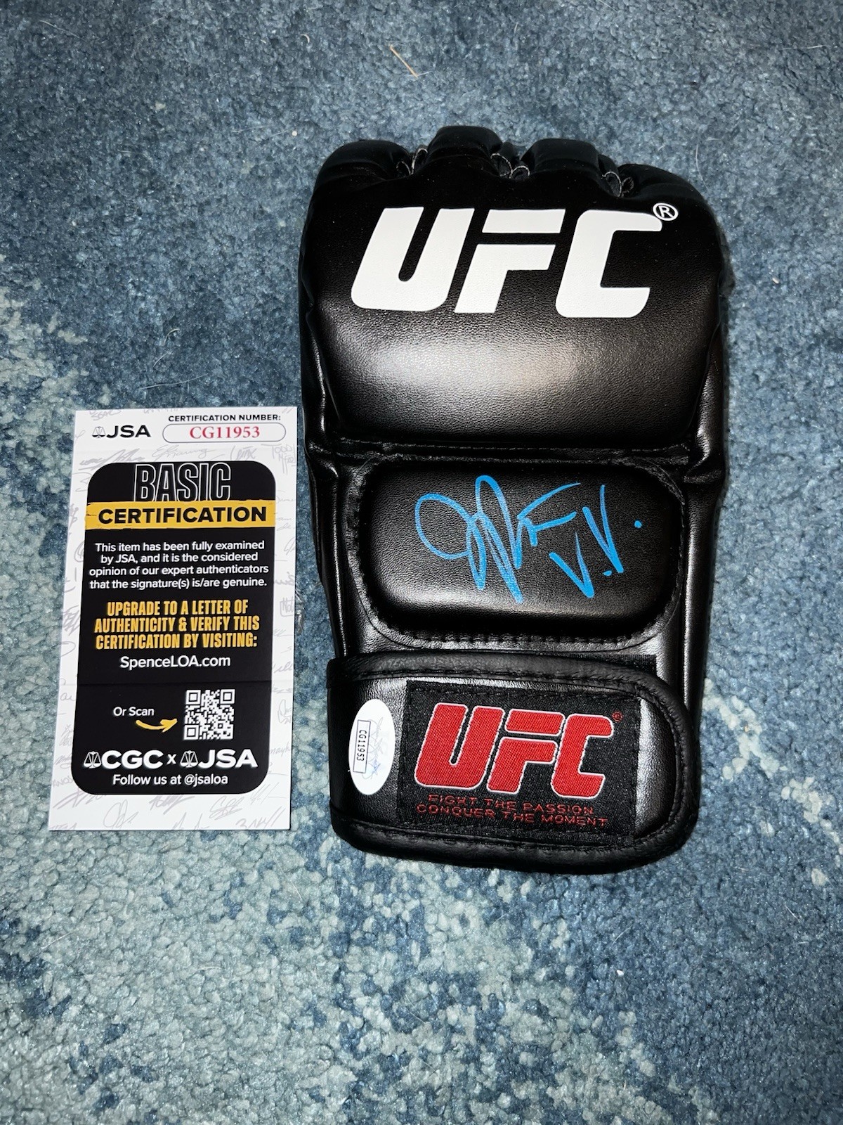 Julianna Pena Signed UFC Glove UFC Legend Champ Venezuelan Vixen JSA Auth