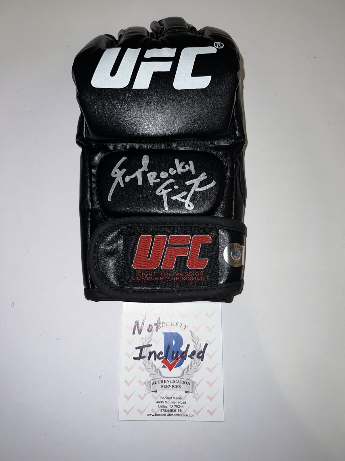 Raquel Pennington Signed UFC Glove Featherweight Contender Beckett #3