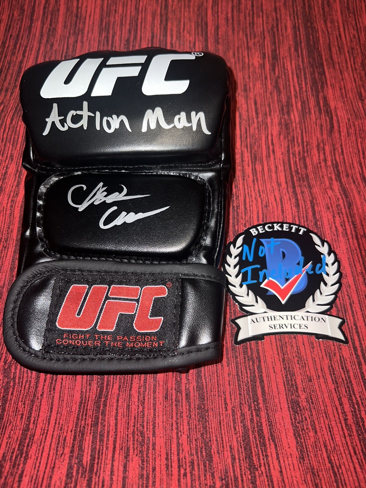 Chris Curtis Signed UFC Glove UFC Superstar “Action Man” Beckett