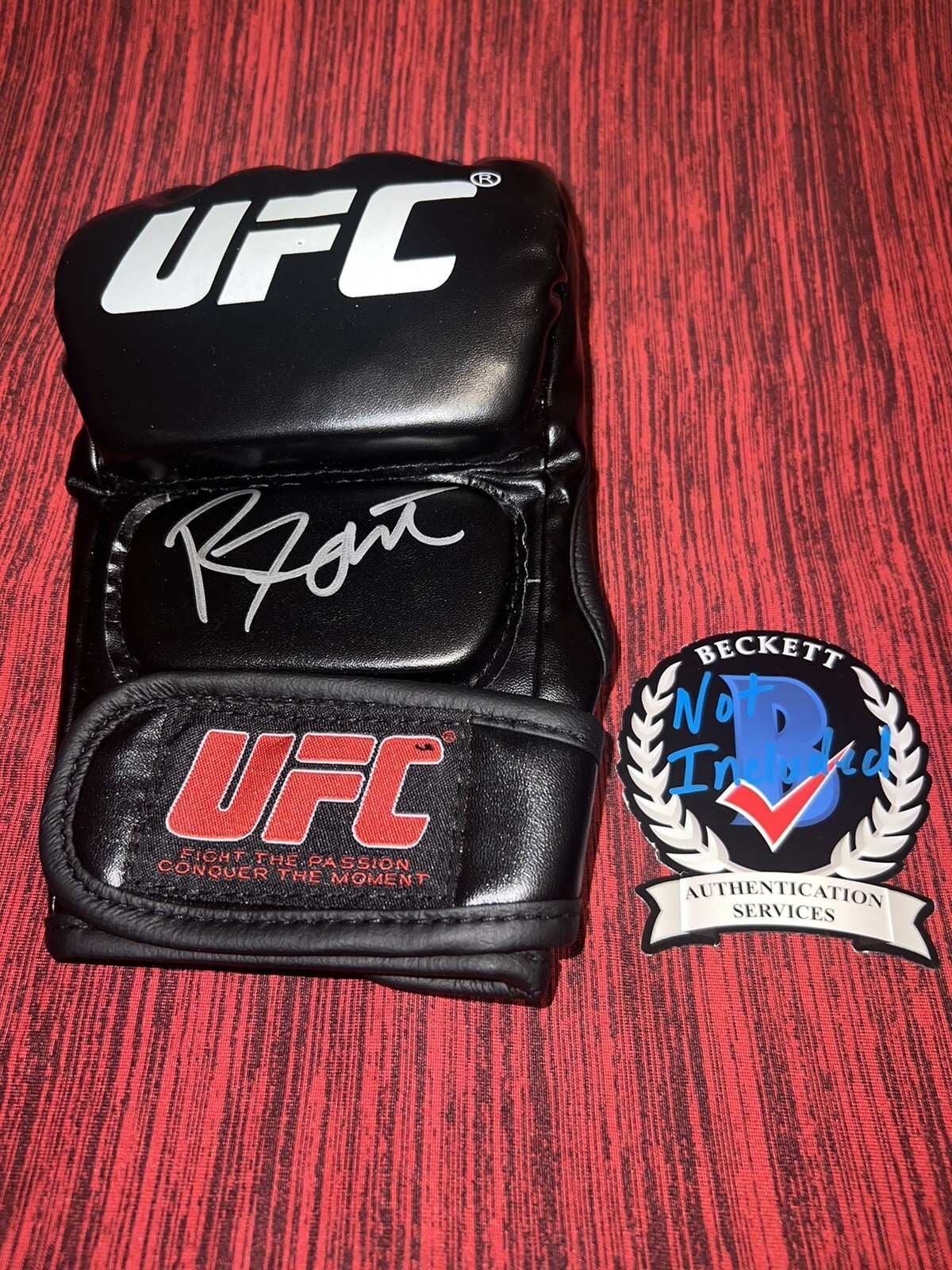Rob Font Signed UFC Glove UFC Superstar Contender Beckett #3