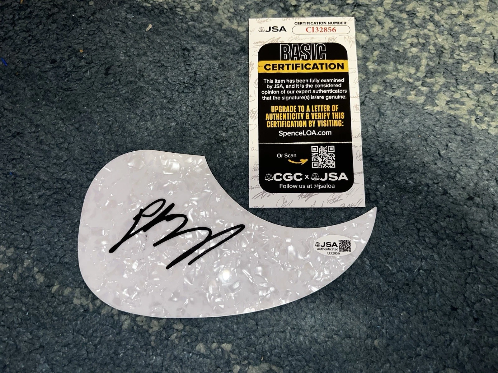 Luke Bryan Signed Acoustic Pickguard Country Music Superstar JSA Auth #2