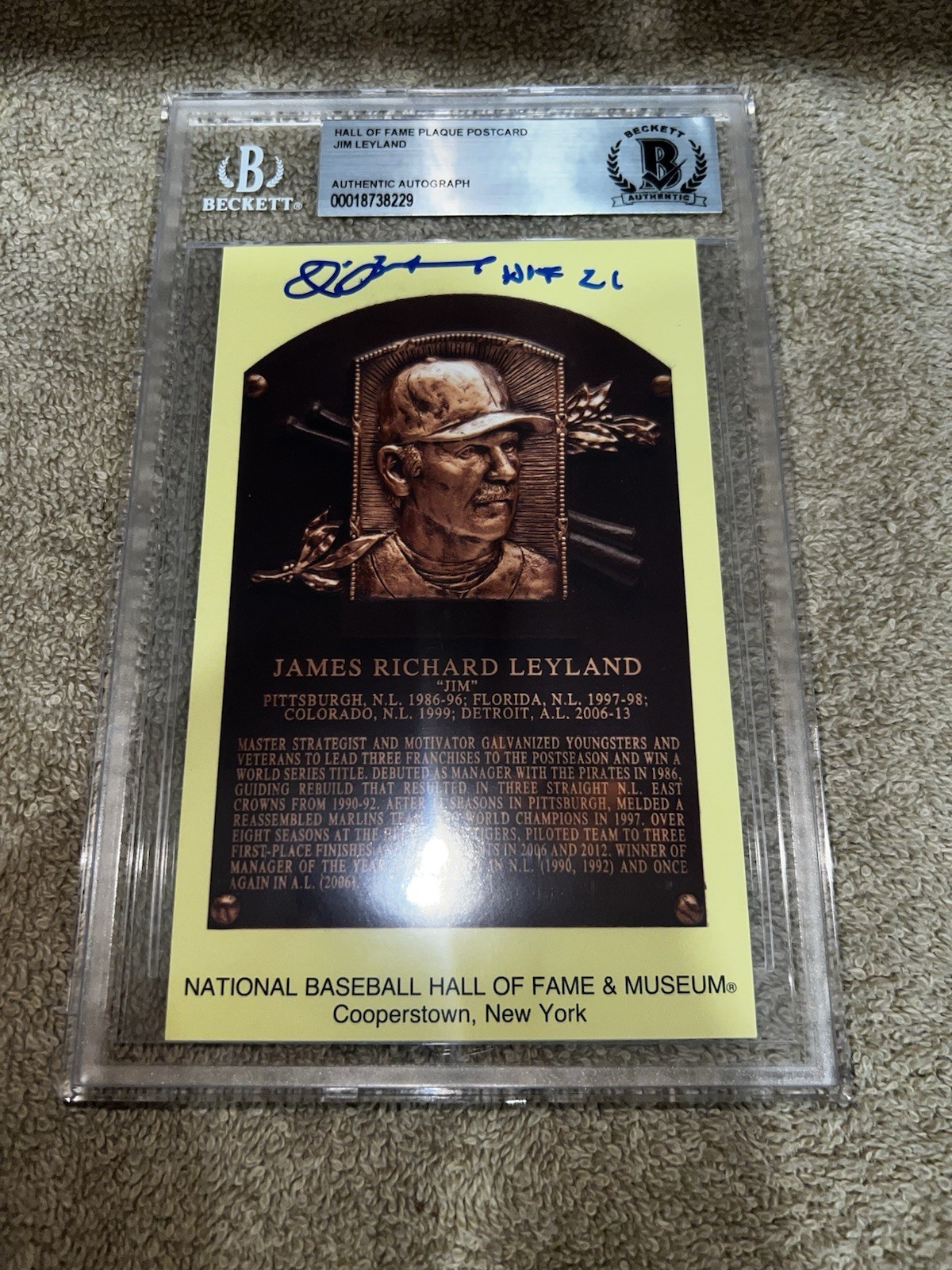 Jim Leyland Signed Official MLB HOF Plaque Postcard Cancelled Stamp Beckett #2