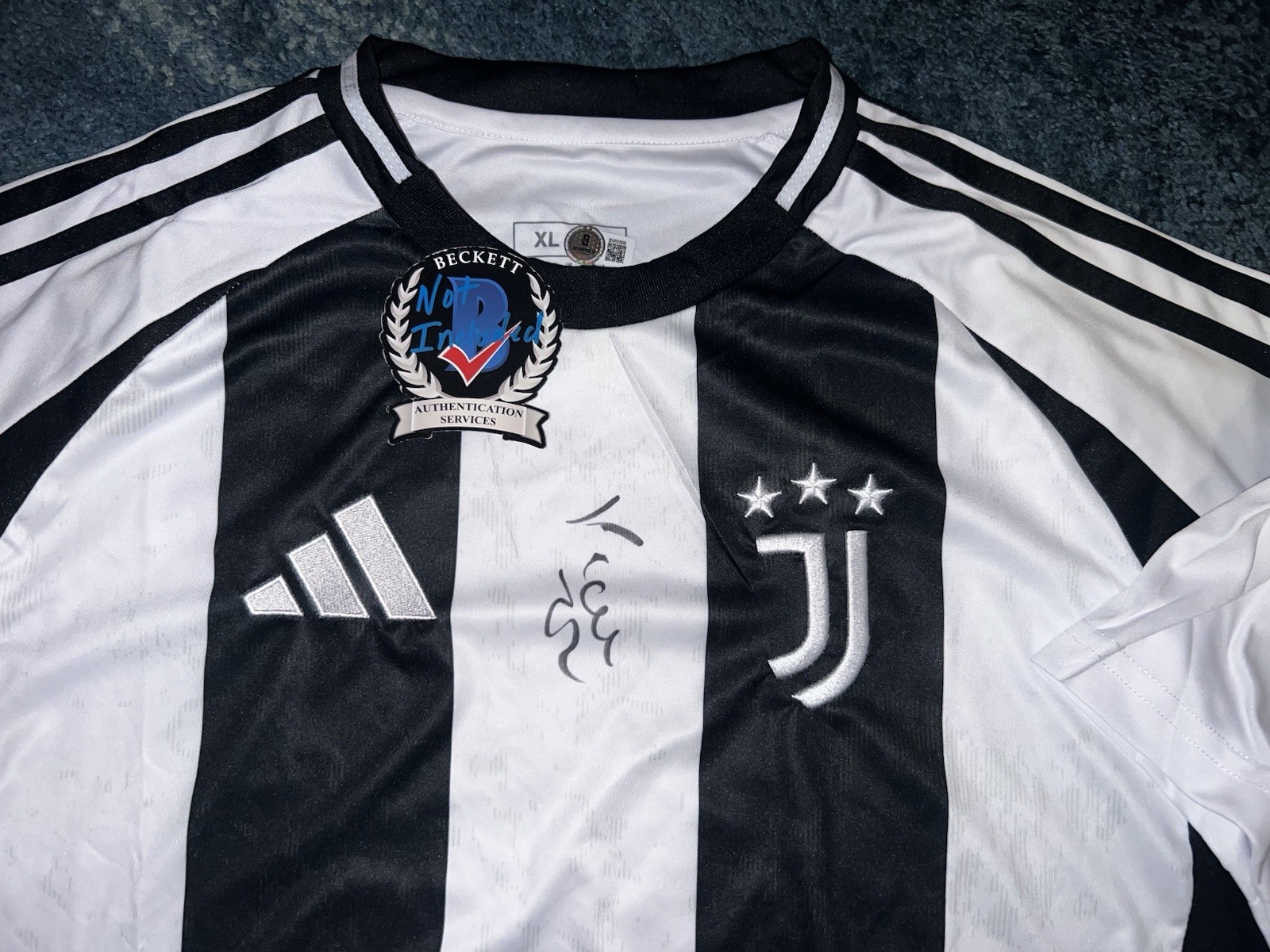 Christian Vieri Signed Juventus Jersey Italian Soccer Superstar Beckett #2
