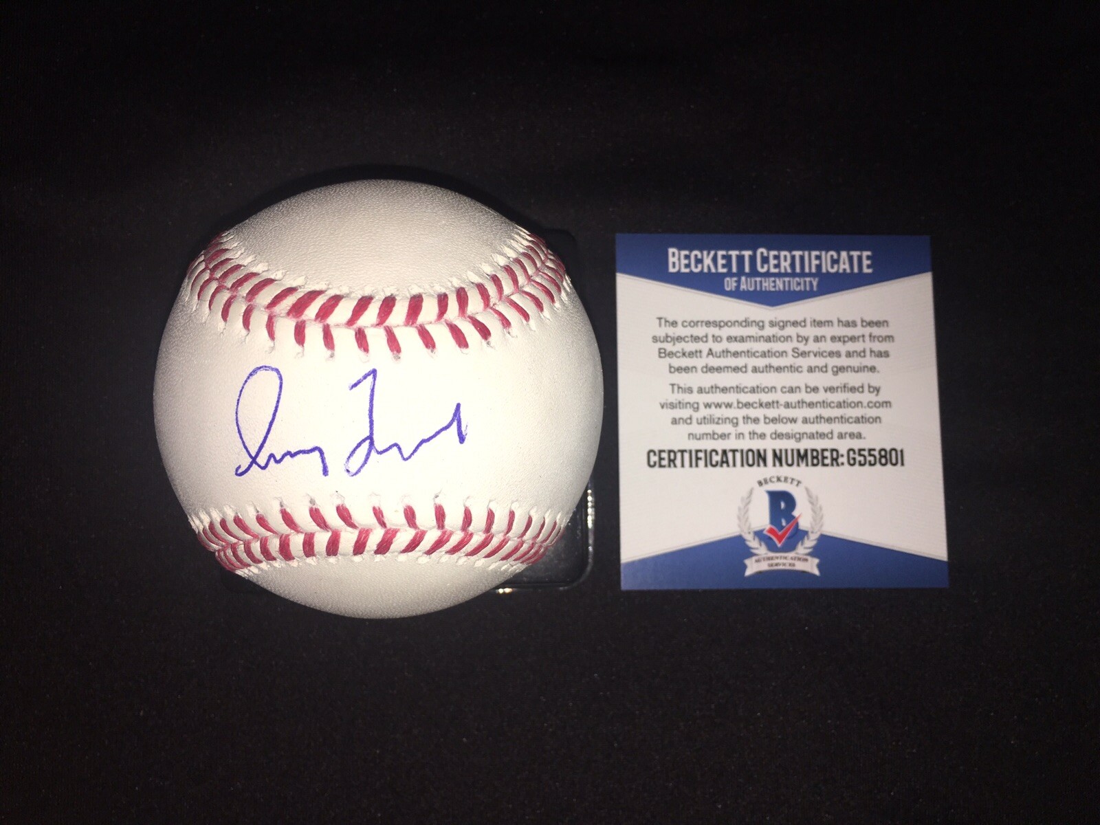 Greg Maddux Signed Major League Baseball Atlanta Braves Hall Of Fame Beckett