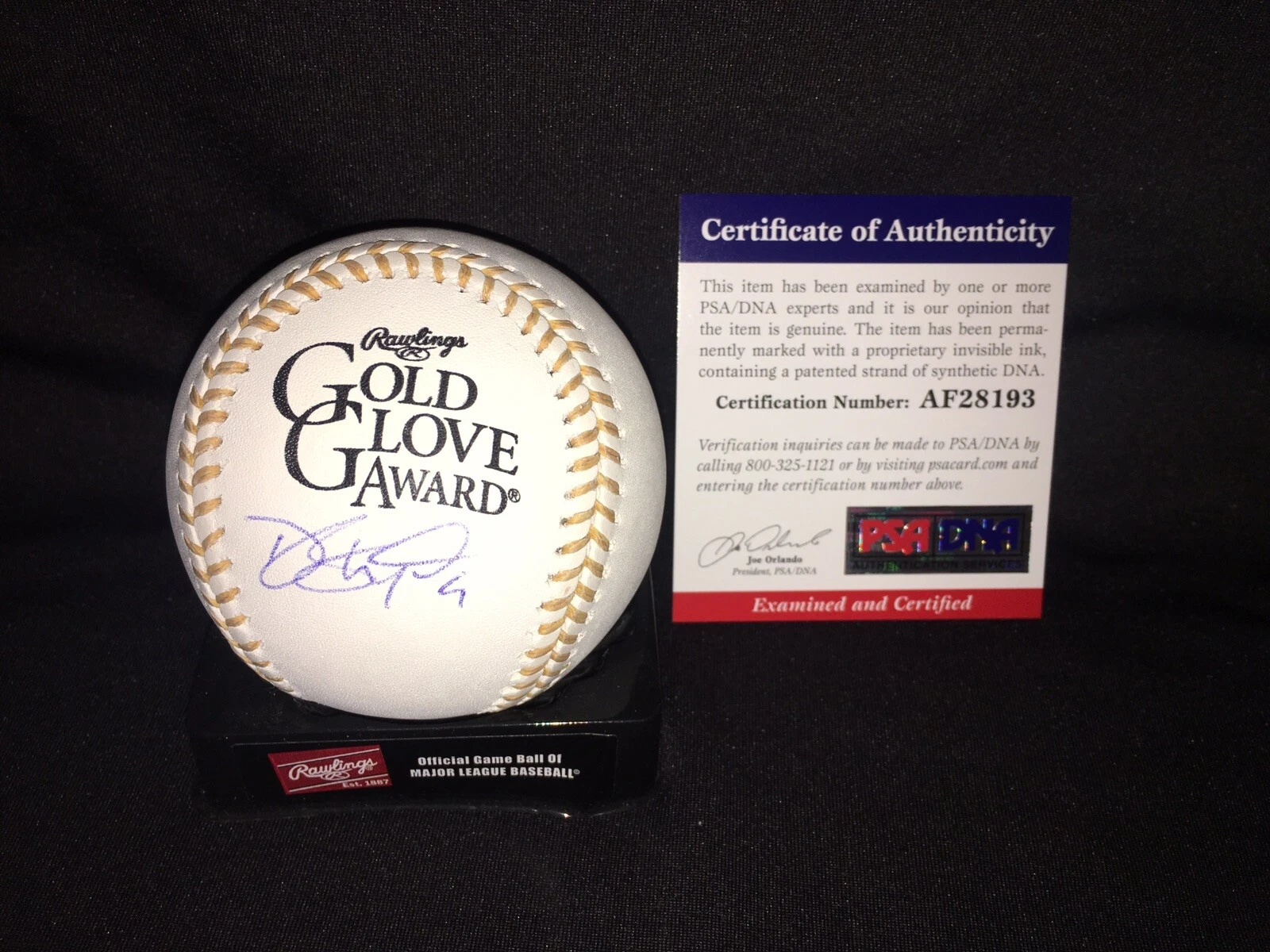 Dee Gordon Signed Official Gold Glove Baseball Seattle Mariners PSA/DNA