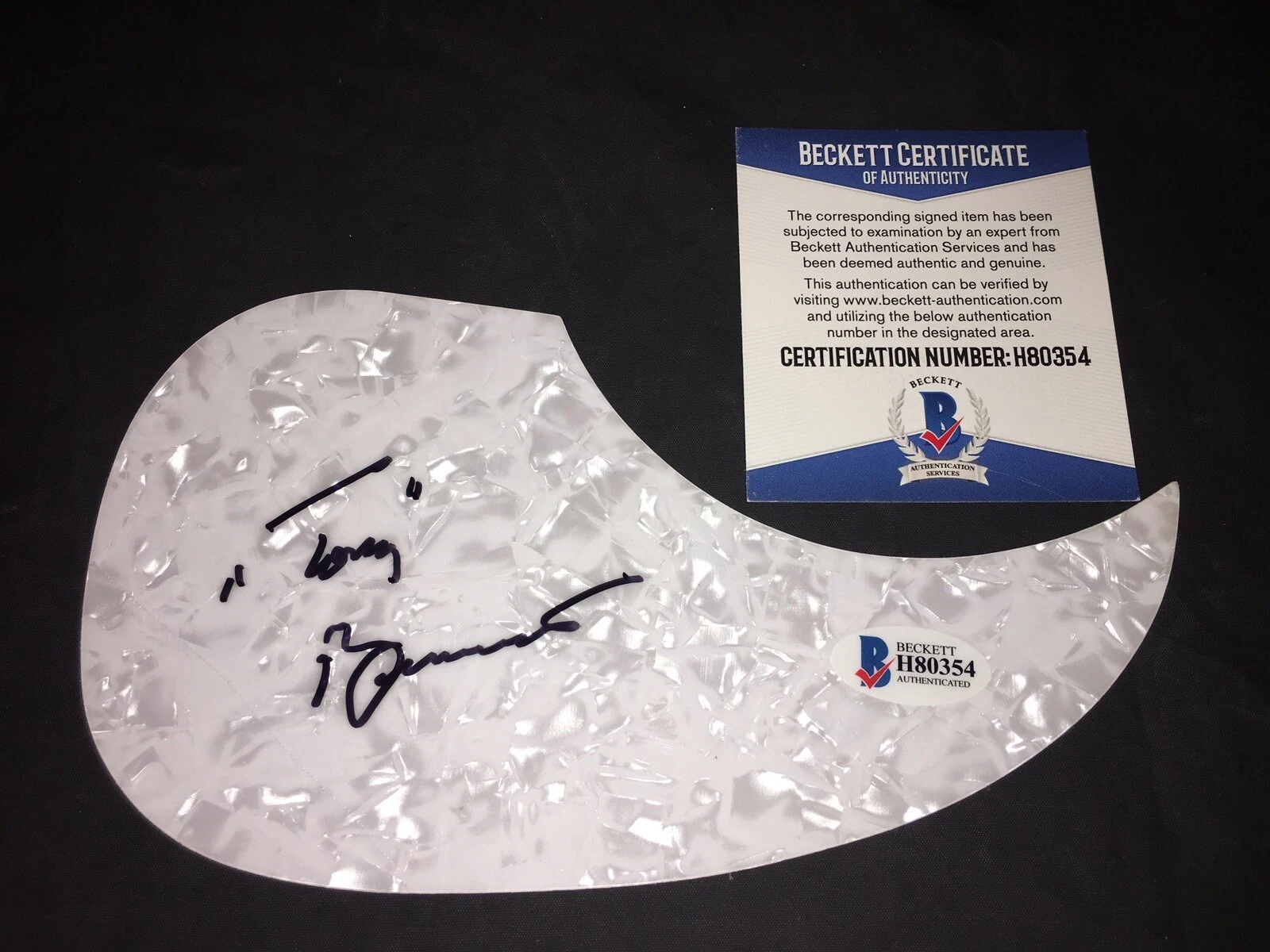 Tony Bennett Signed Acoustic Pickguard Music Legend Beckett #3