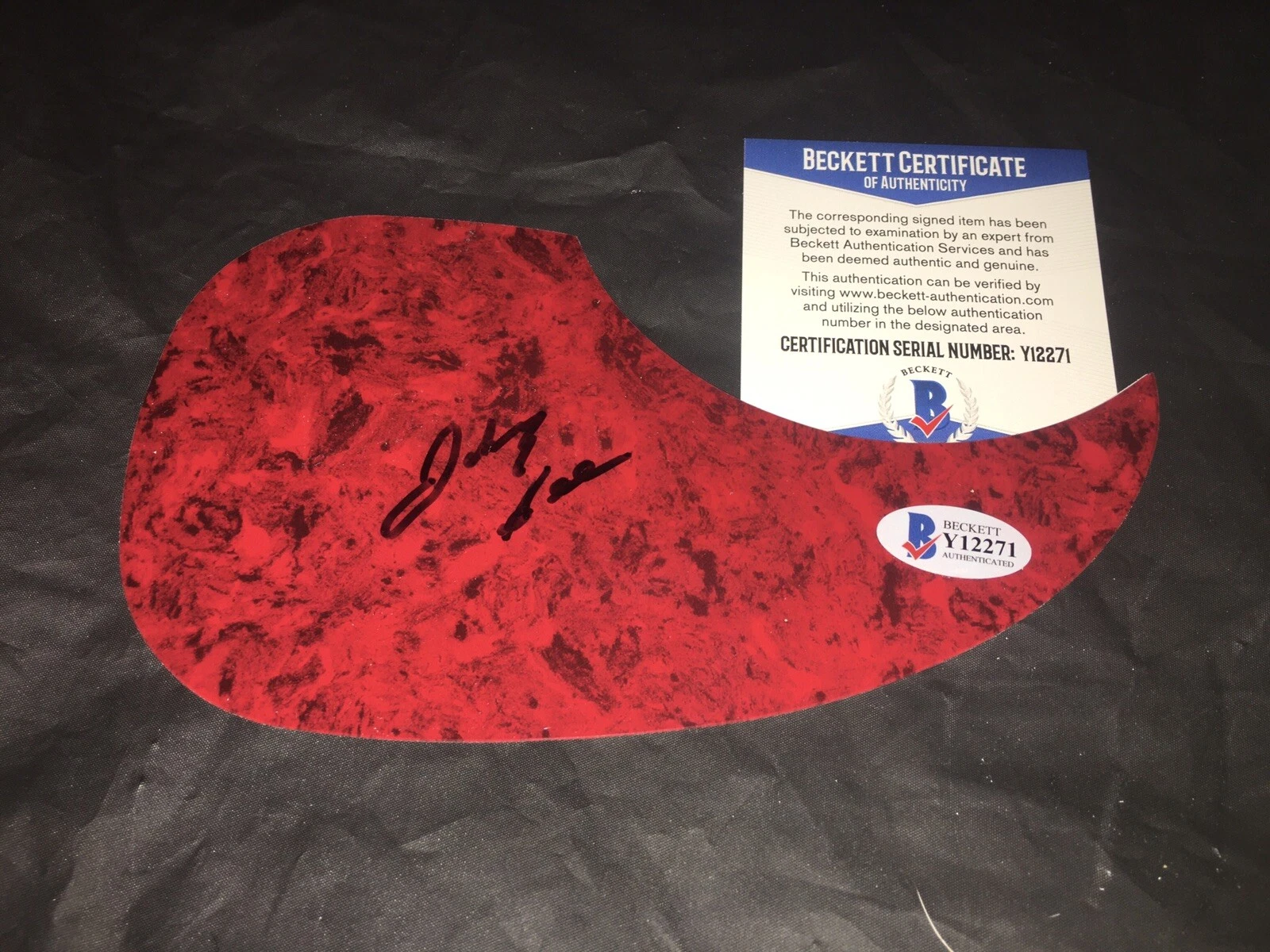 Johnny Lee Signed Acoustic Pickguard “Lookin For Love” Beckett