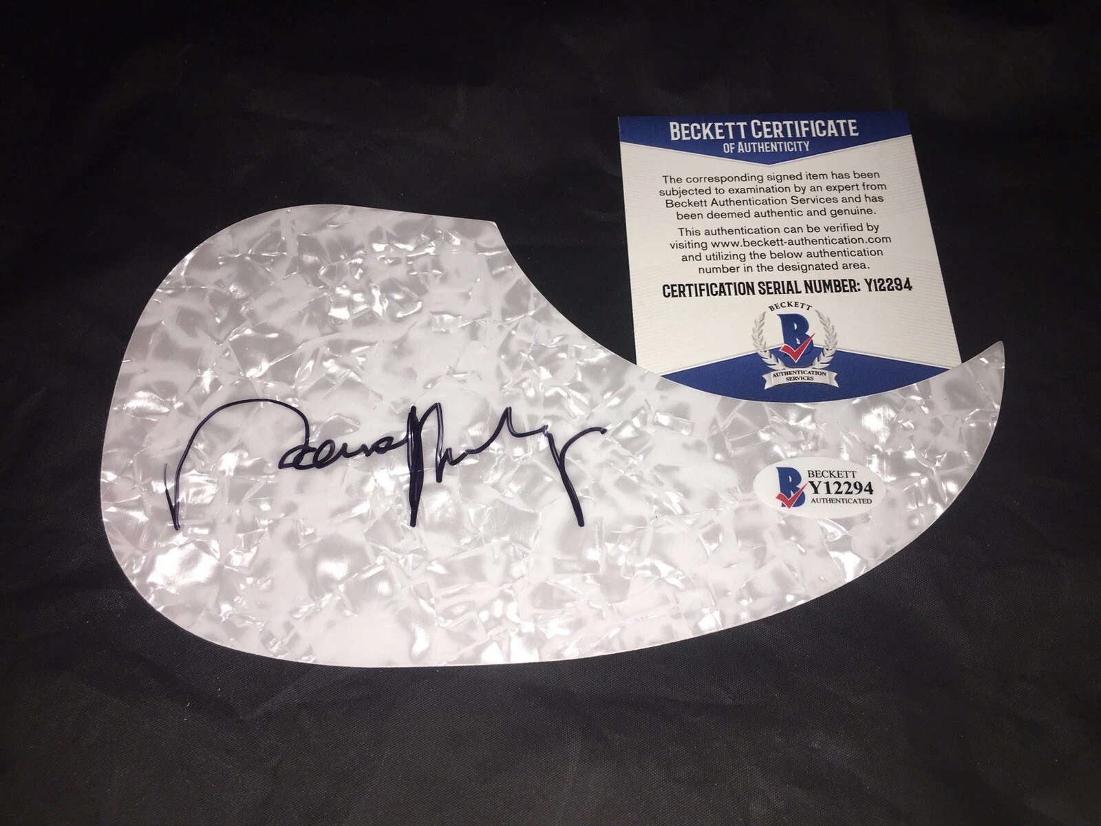 Ronnie Milsap Signed Acoustic Pickguard “Smoky Mountain Rain” Beckett #2