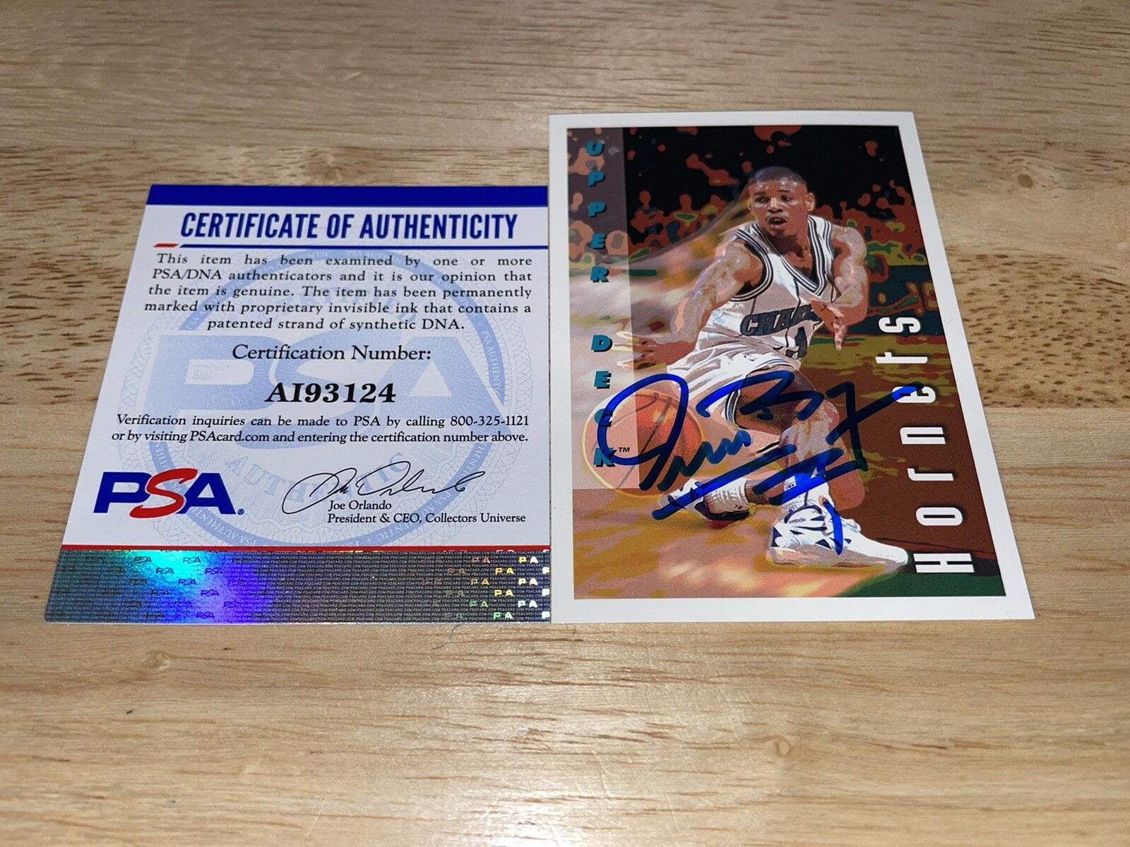 Muggsy Bogues Signed Trading Card Charlotte Hornets PSA/DNA