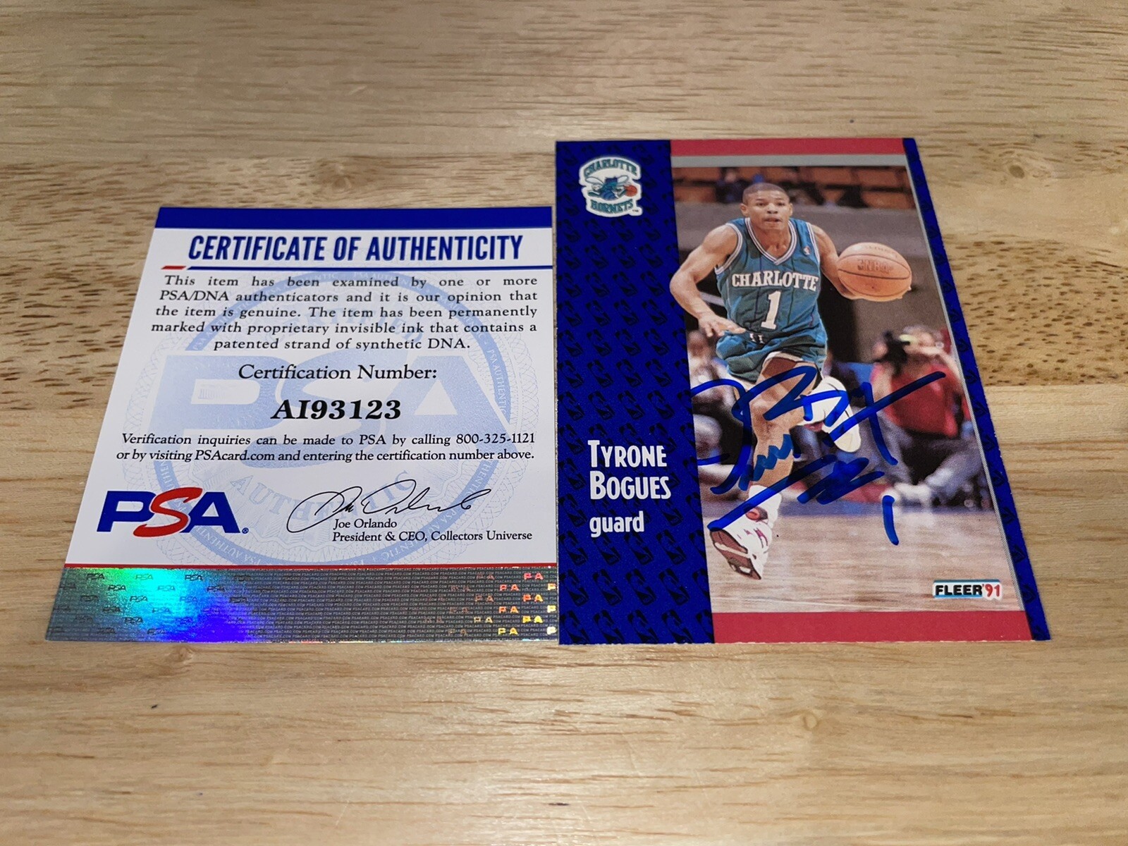 Muggsy Bogues Signed Trading Card Charlotte Hornets PSA/DNA #2