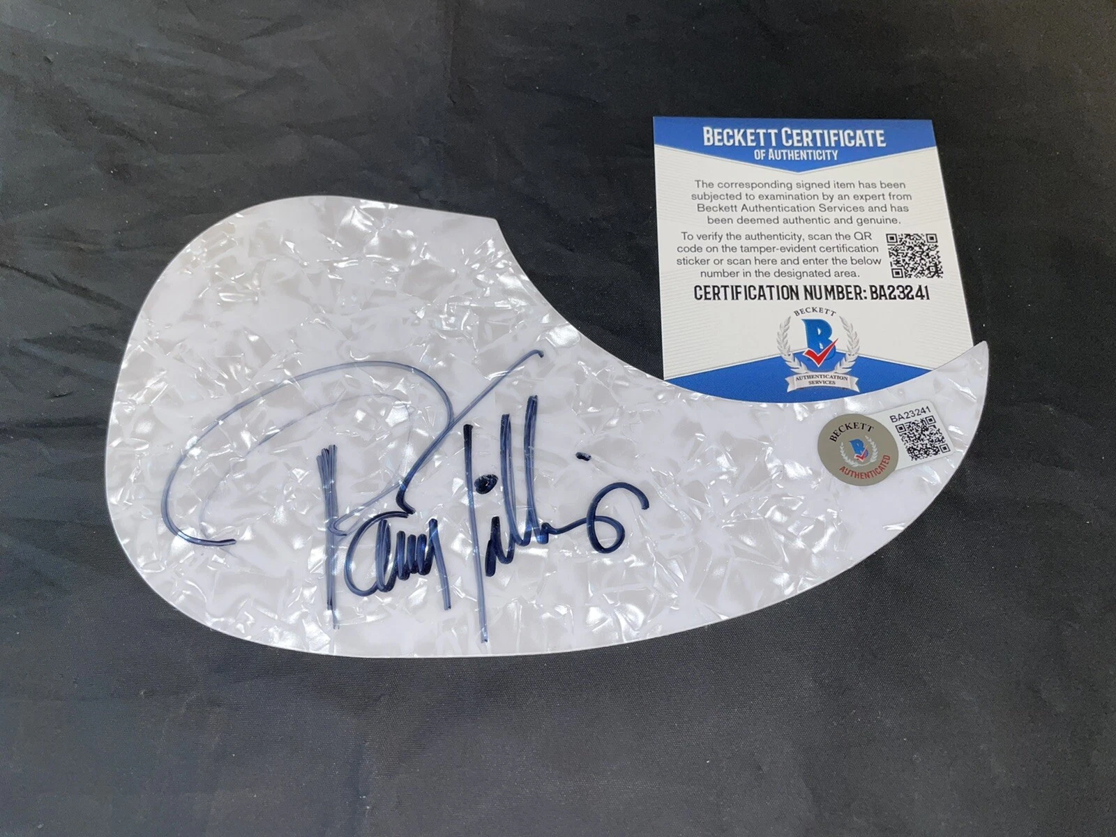 Pam Tillis Signed Acoustic Pickguard Music Legend Beckett #2