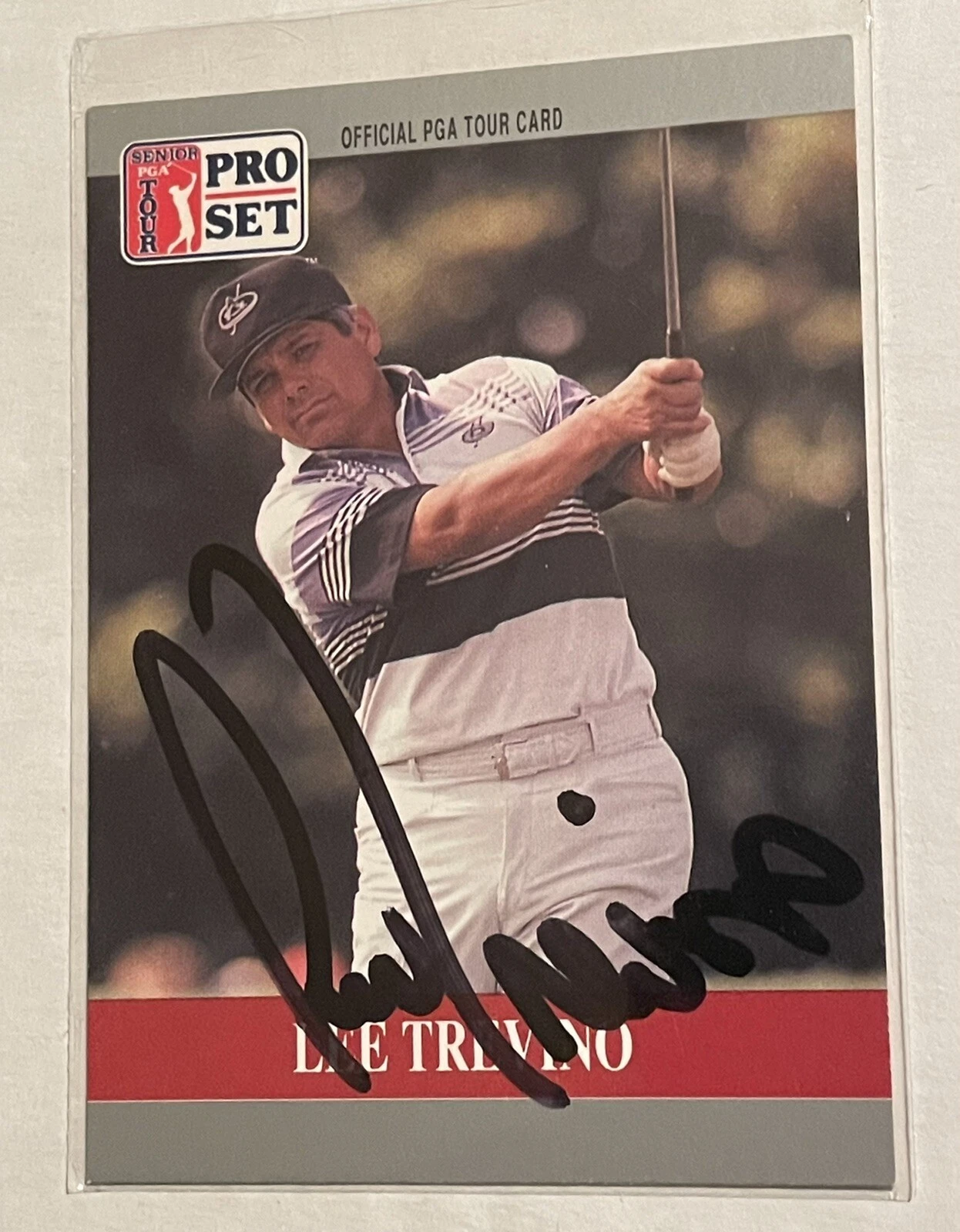 Lee Trevino SIGNED PGA Golf Legend SIGNED Autographed card 1990 Pro Set