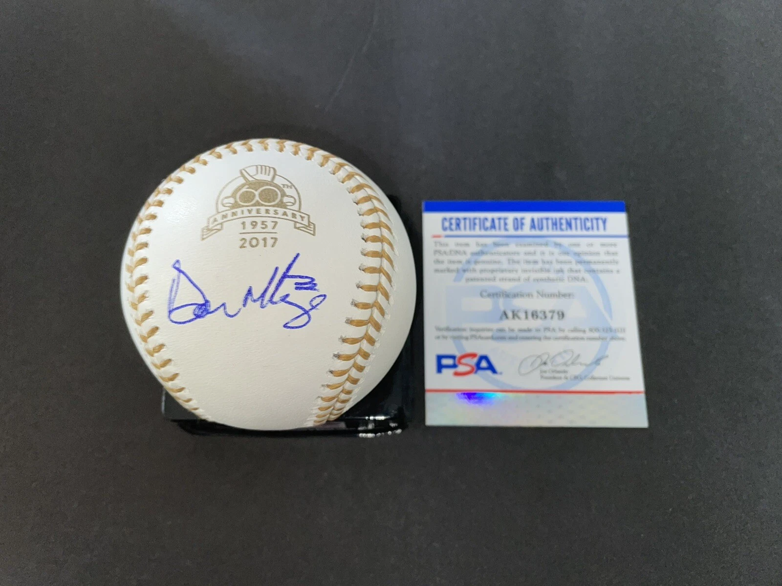 Don Mattingly Signed Official 60th Ann Gold Glove Baseball NY Yankees PSA/DNA
