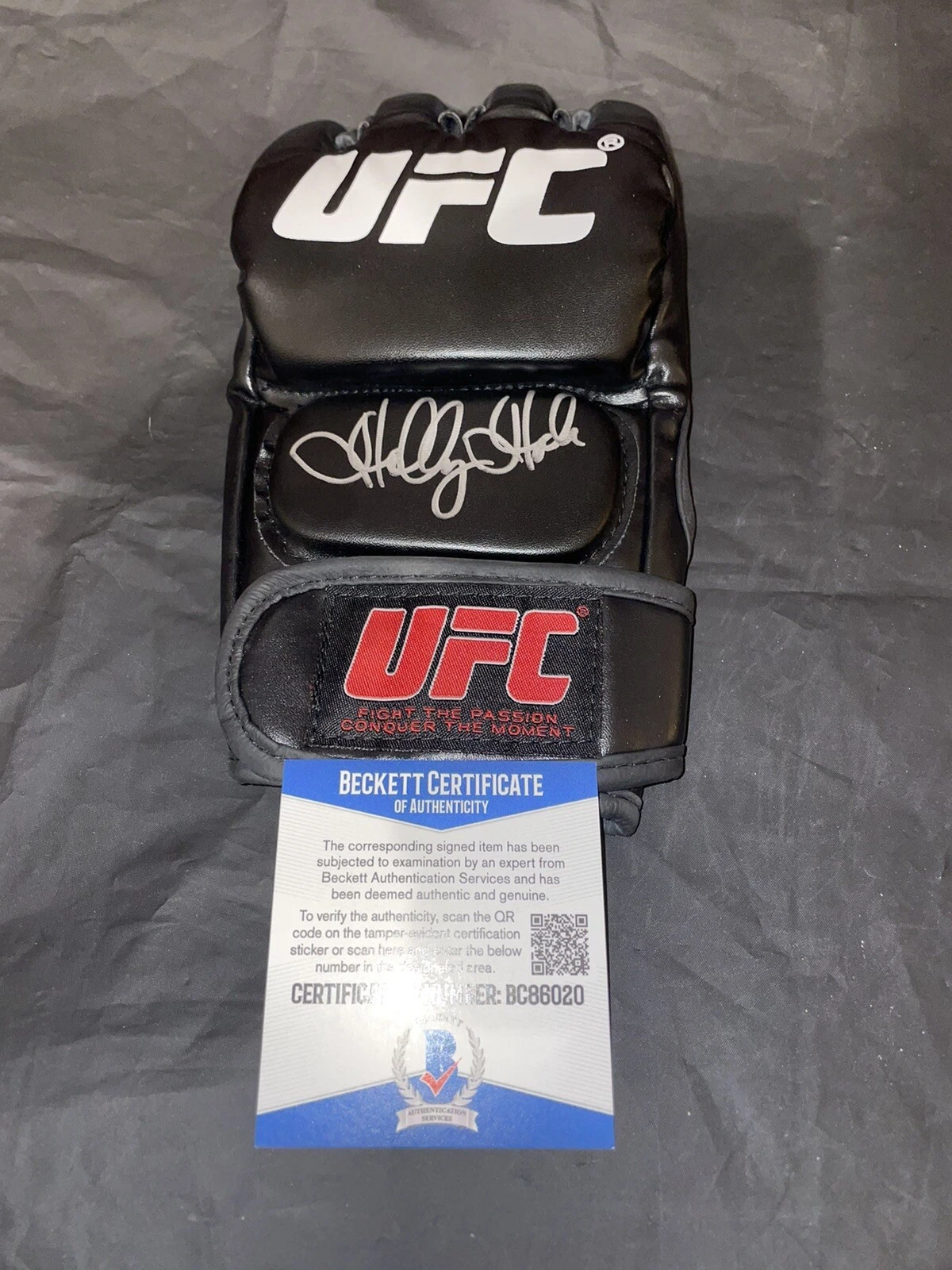 Holly Holm Signed UFC Boxing Glove Champion The Preachers Daughter Beckett #4