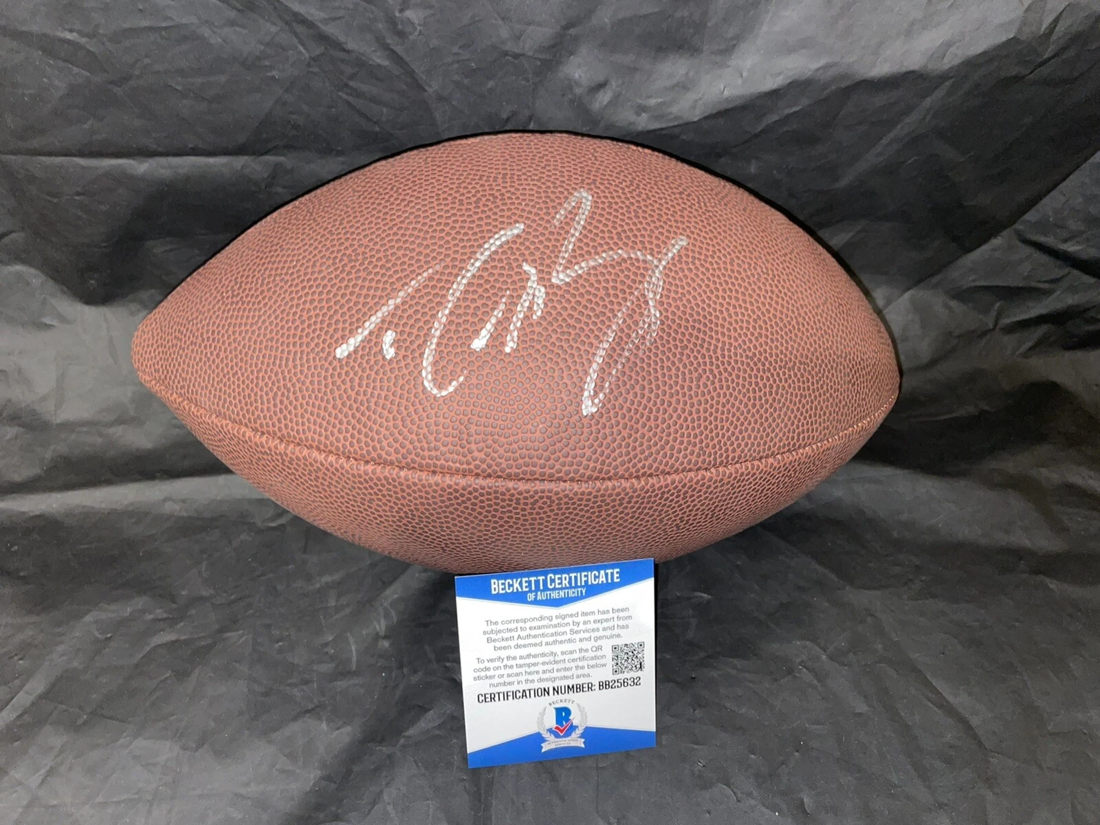Drew Brees Signed NFL Football New Orleans Saints Superstar Beckett