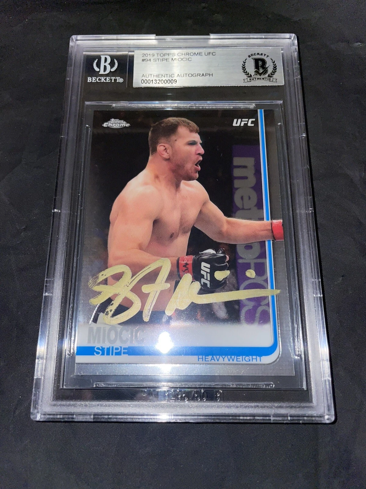 Stipe Miocic Signed 2019 Topps Chrome UFC Trading Card Champ Beckett Slab