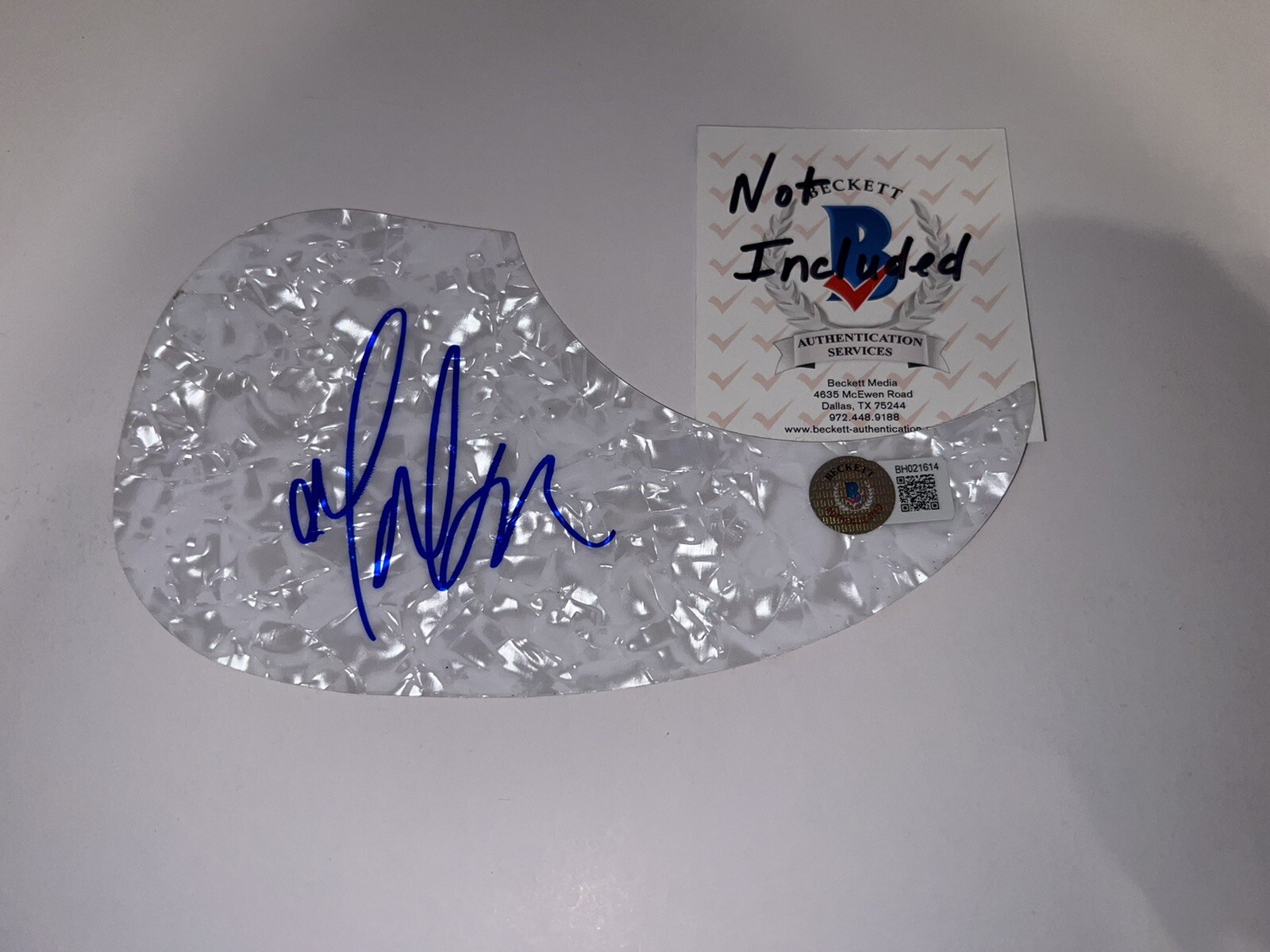 Kelsea Ballerini Signed Acoustic Pickguard Country Music Superstar  Beckett #3