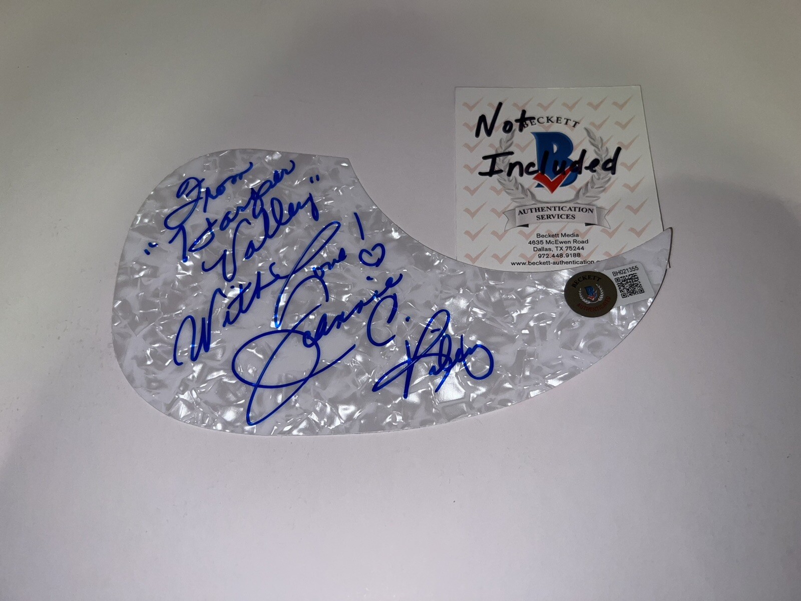 Jeannie C. Riley Signed Acoustic Pickguard Country Music Legend Beckett