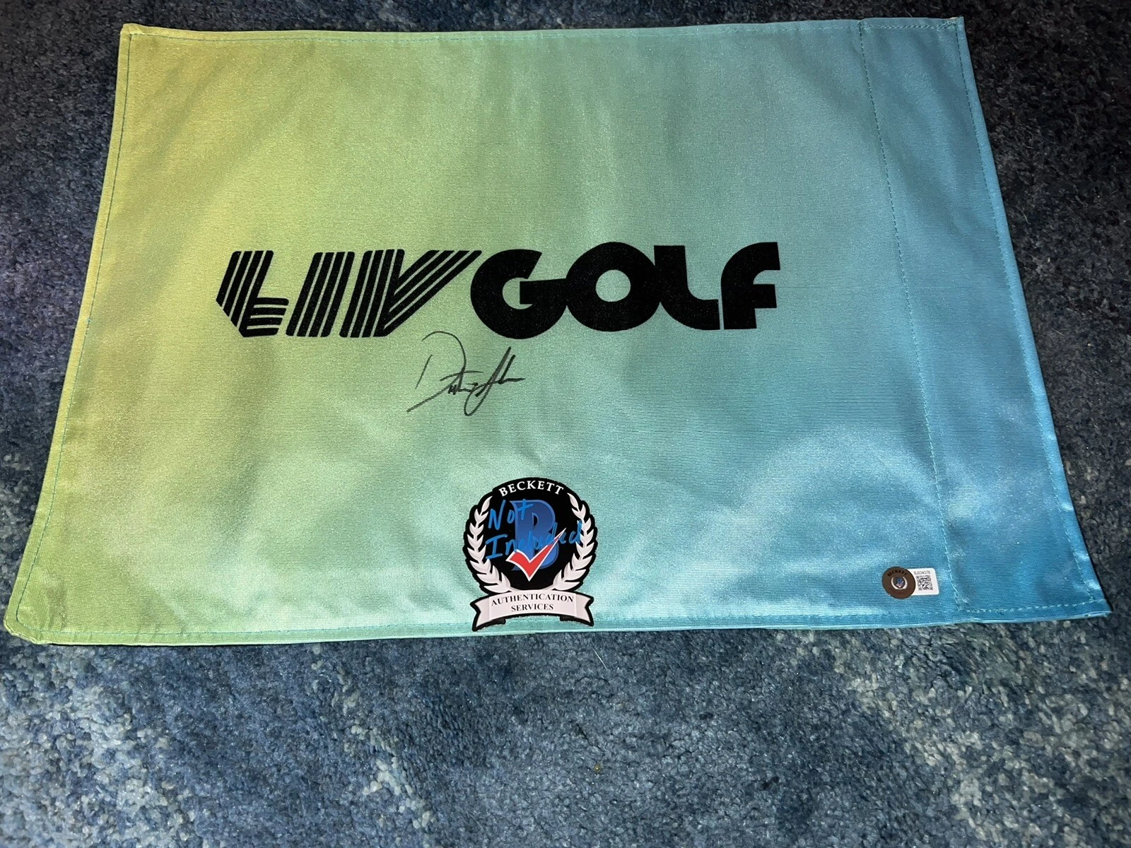 Dustin Johnson Signed Official LIV Golf Flag 3x LIV Champion Aces Beckett #3