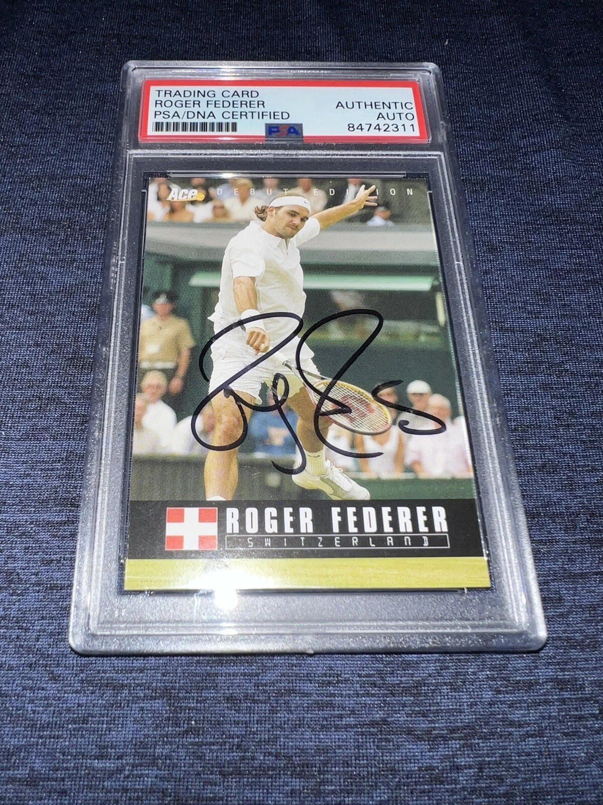 Roger Federer Signed 2005 Ace Debut Edition Trading Card Superstar PSA/DNA