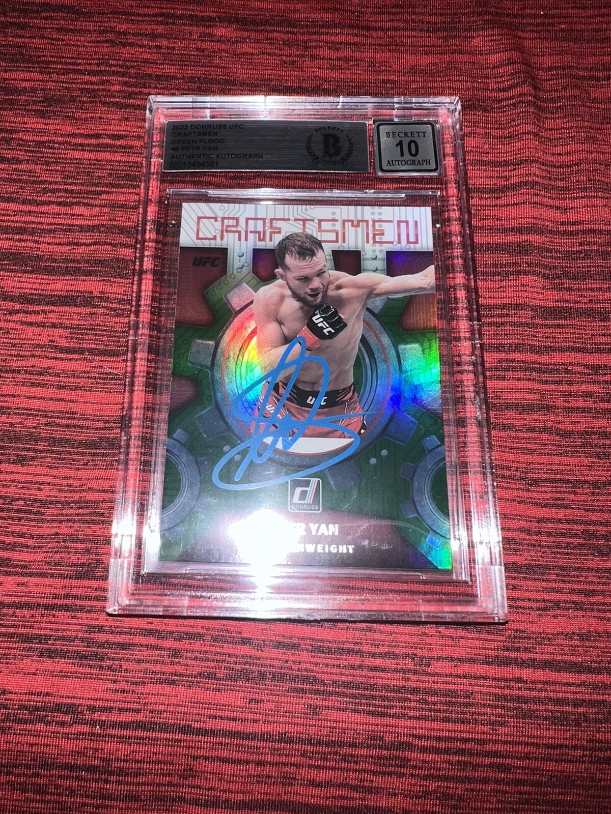 Petr Yan Signed 2022 Donruss Cratfsman Green UFC Trading Card Beckett Gem 10