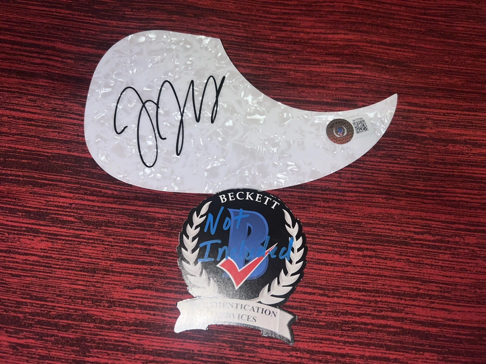 Jessie James Decker Signed Acoustic Pickguard Country Music Star Beckett