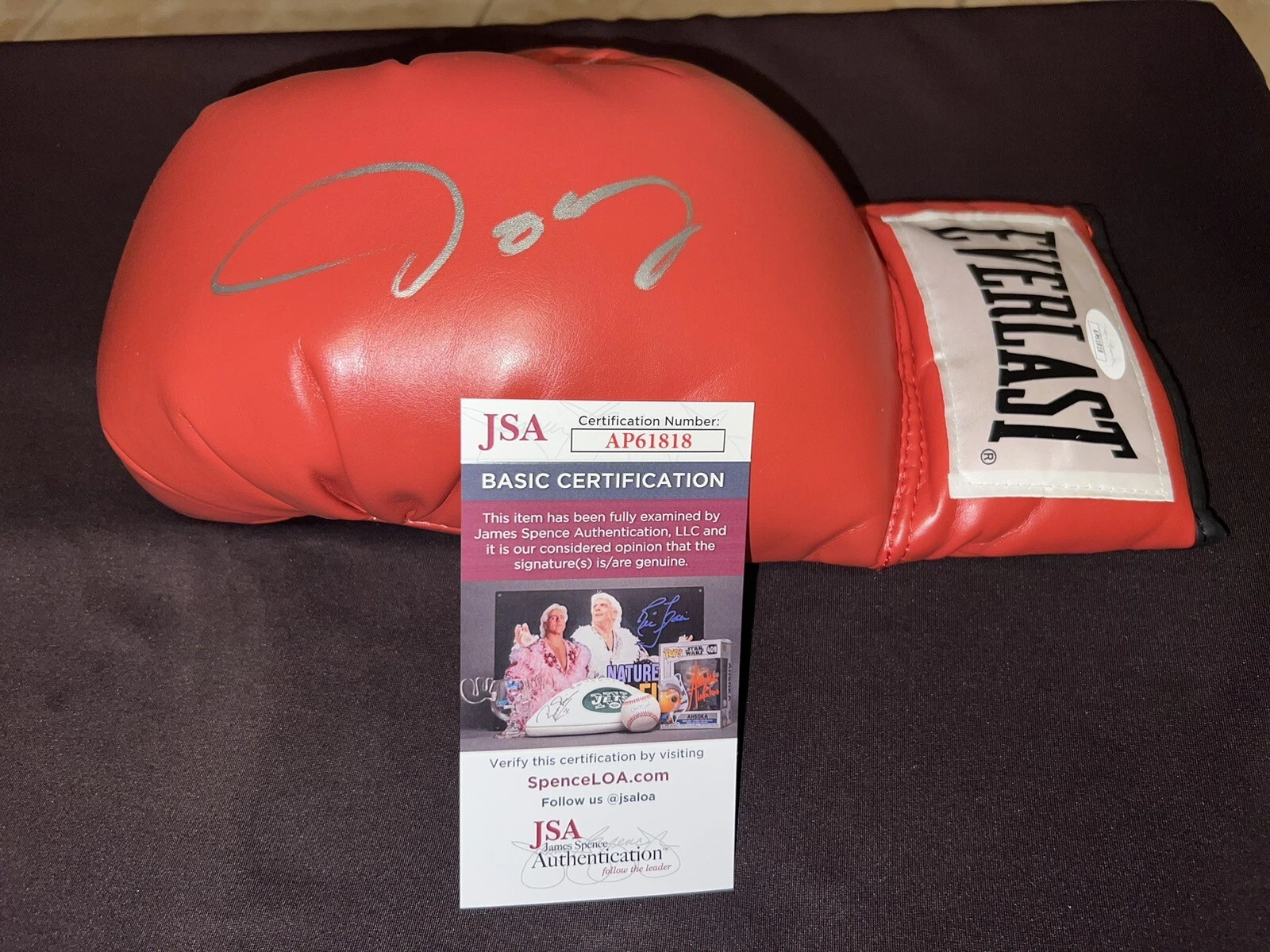 Oscar De La Hoya Signed Everlast Boxing Glove Golden Boy Legend JSA Auth #2