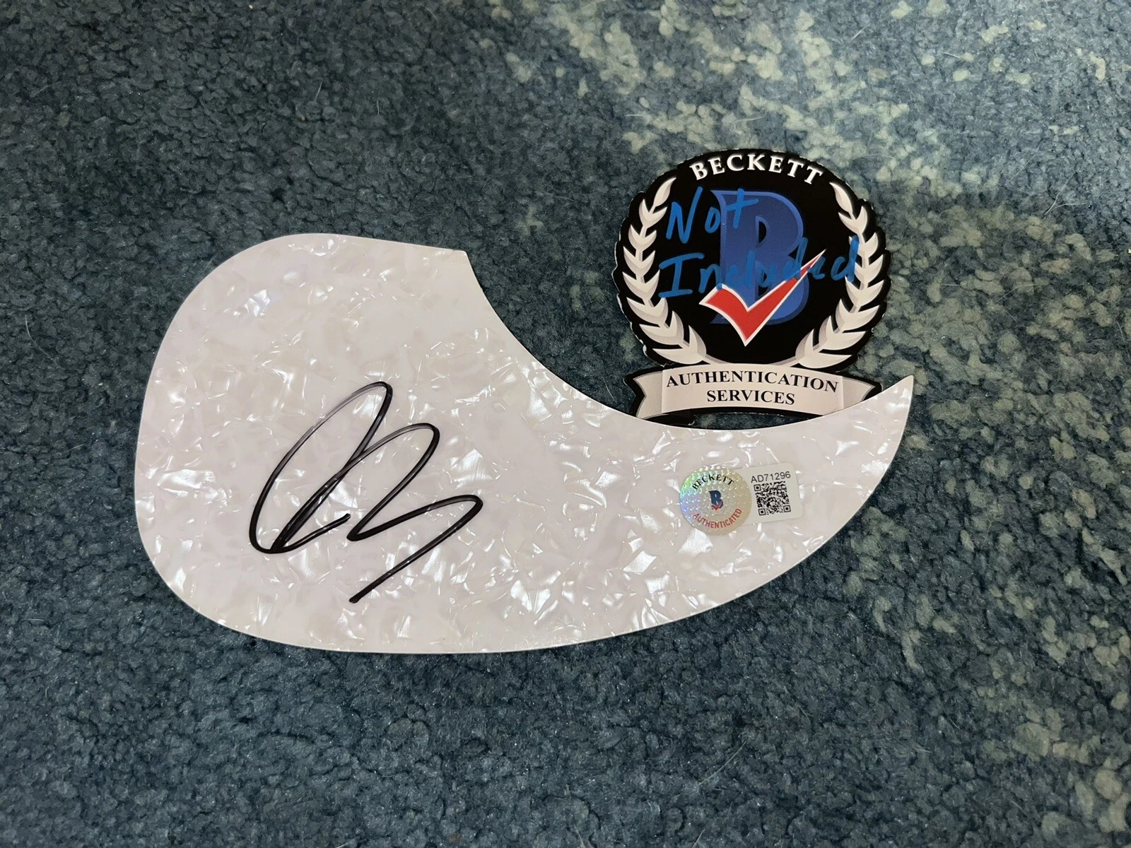 Joe Bonamassa Signed Acoustic Pickguard Blues Rock Music Superstar Beckett #3