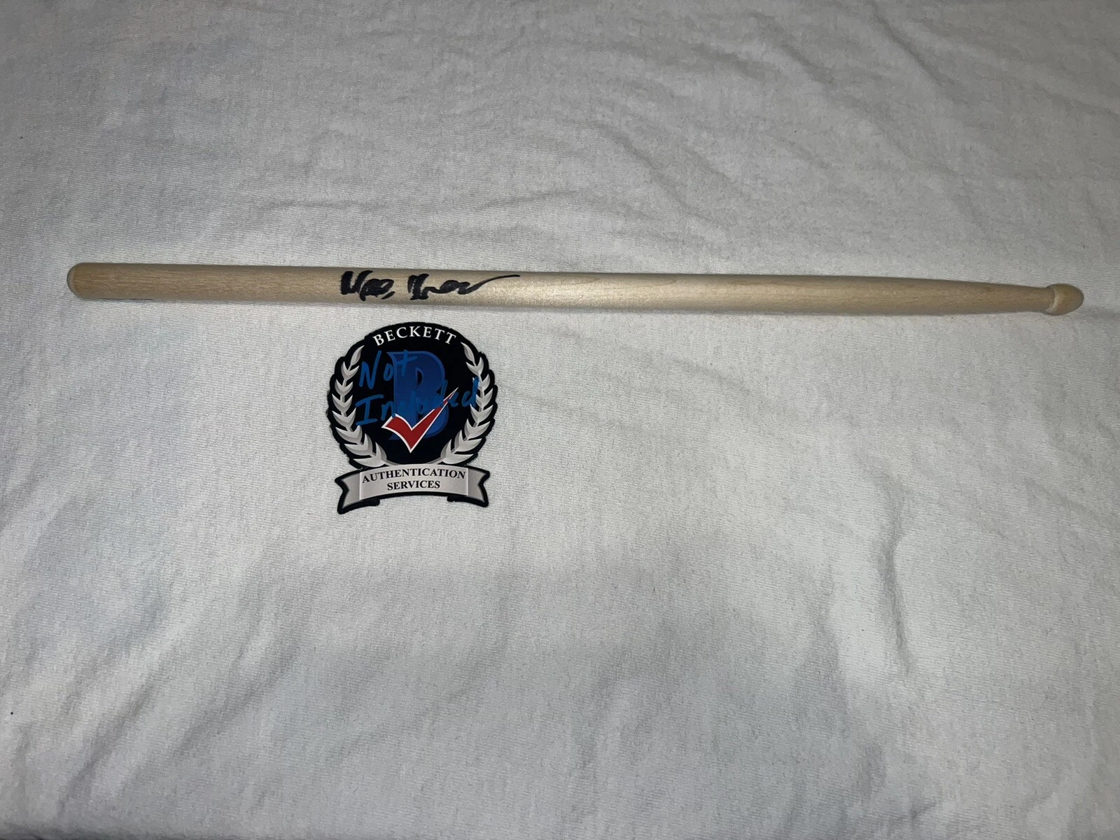 MAX WEINBERG SIGNED DRUMSTICK E STREET BAND SPRINGSTEEN DRUMMER BECKETT #4 COLLECTIBLE MEMORABILIA