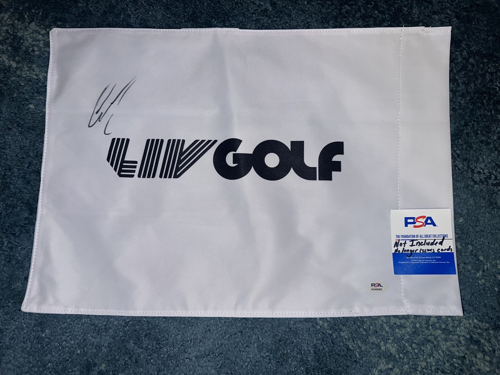 Greg Norman Signed Official LIV Golf Flag Superstar Legend PSA/DNA