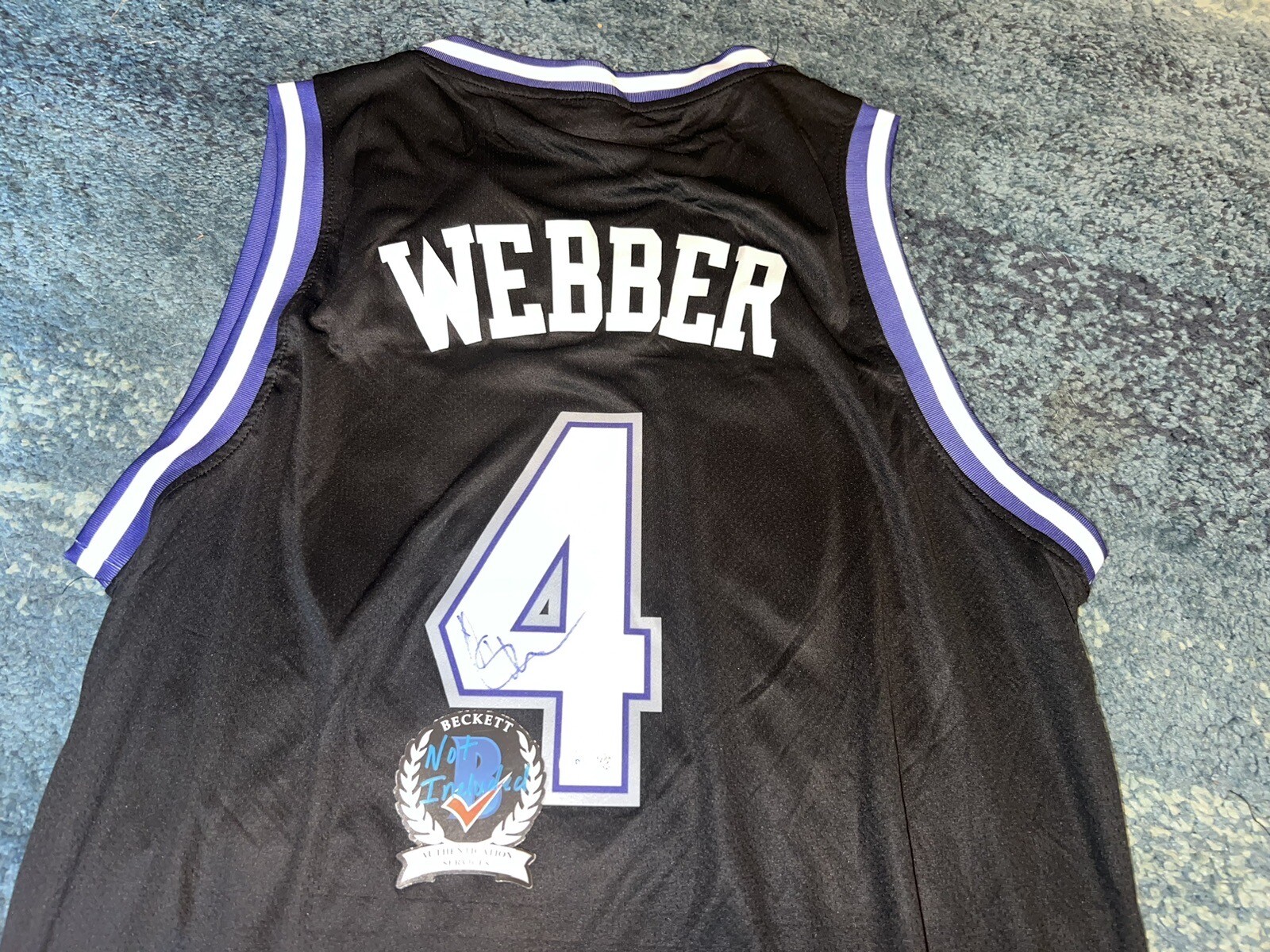 Chris Webber Signed Sacramento Kings Jersey Fab Five #1 Overall Pick Beckett #3
