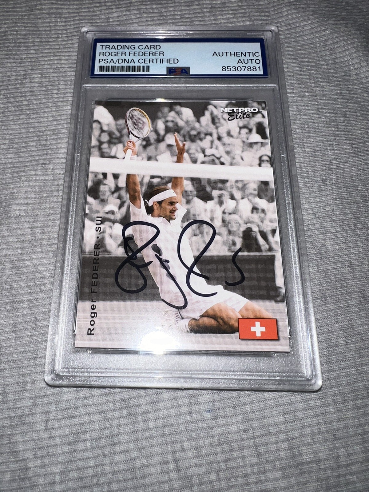 Roger Federer Signed 2003 Netpro Elite Trading Card GOAT PSA/DNA