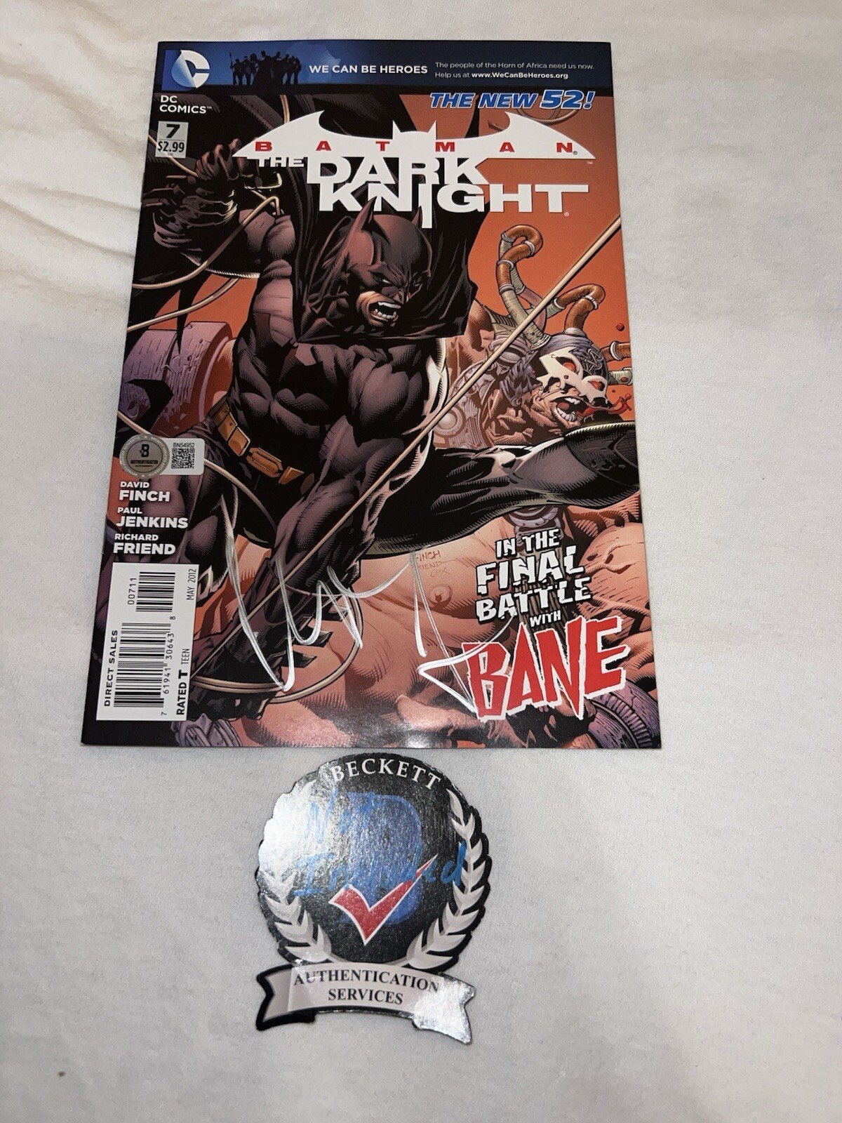 Christian Bale Signed Official DC The Dark Knight Comic Book Legend Beckett #6