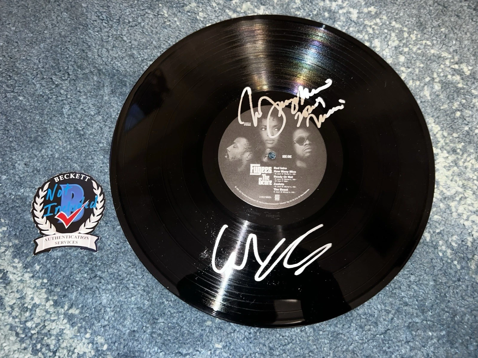 Lauryn Hill & Wyclef Jean Signed The Score Vinyl Disc The Fugees Beckett