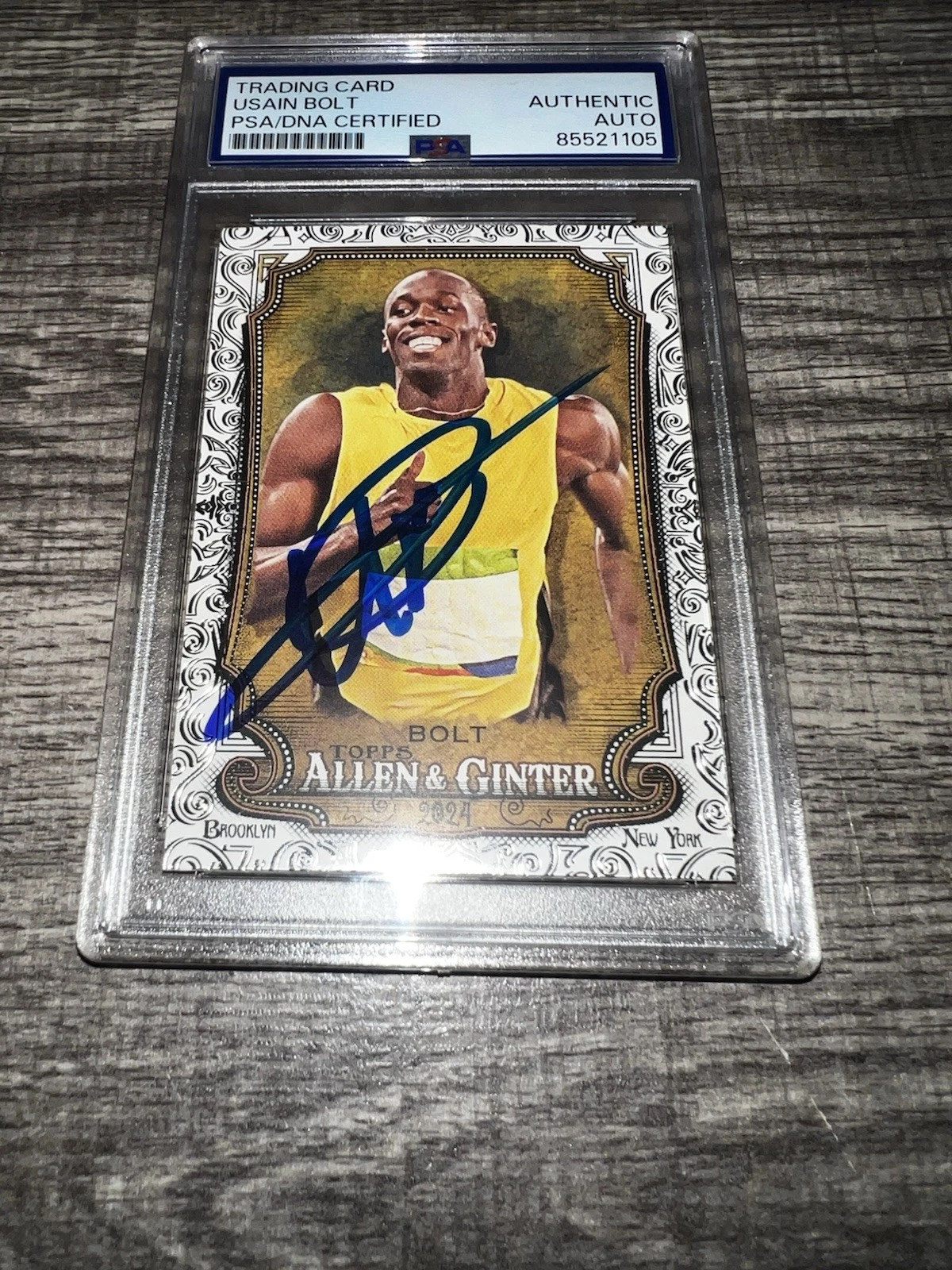 Usain Bolt Signed 2024 A&G Trading Card #208 Foil Filigree Jamaica PSA/DNA #2