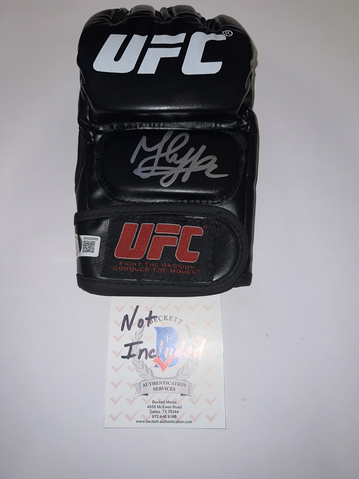 Said Nurmagomedov Signed UFC Glove Flyweight Dagestan Russia Beckett #8