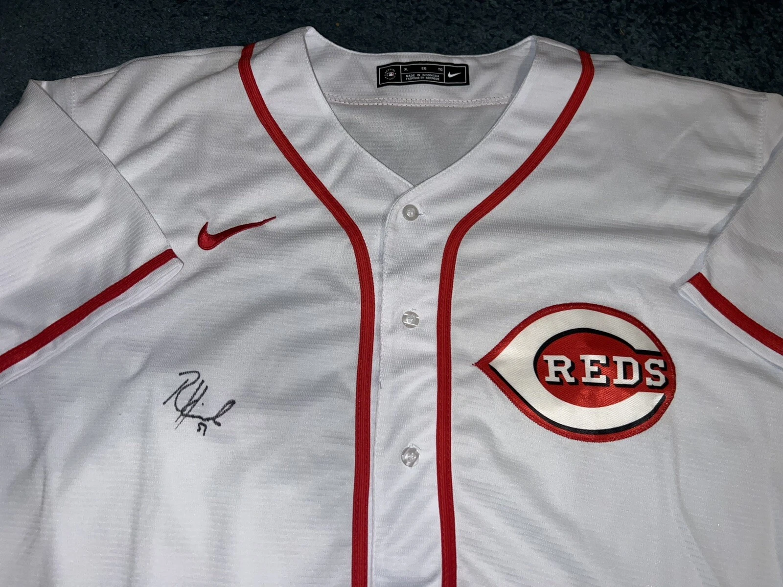 Rece Hinds Signed Cincinnati Reds Jersey Superstar Slugger JSA Auth