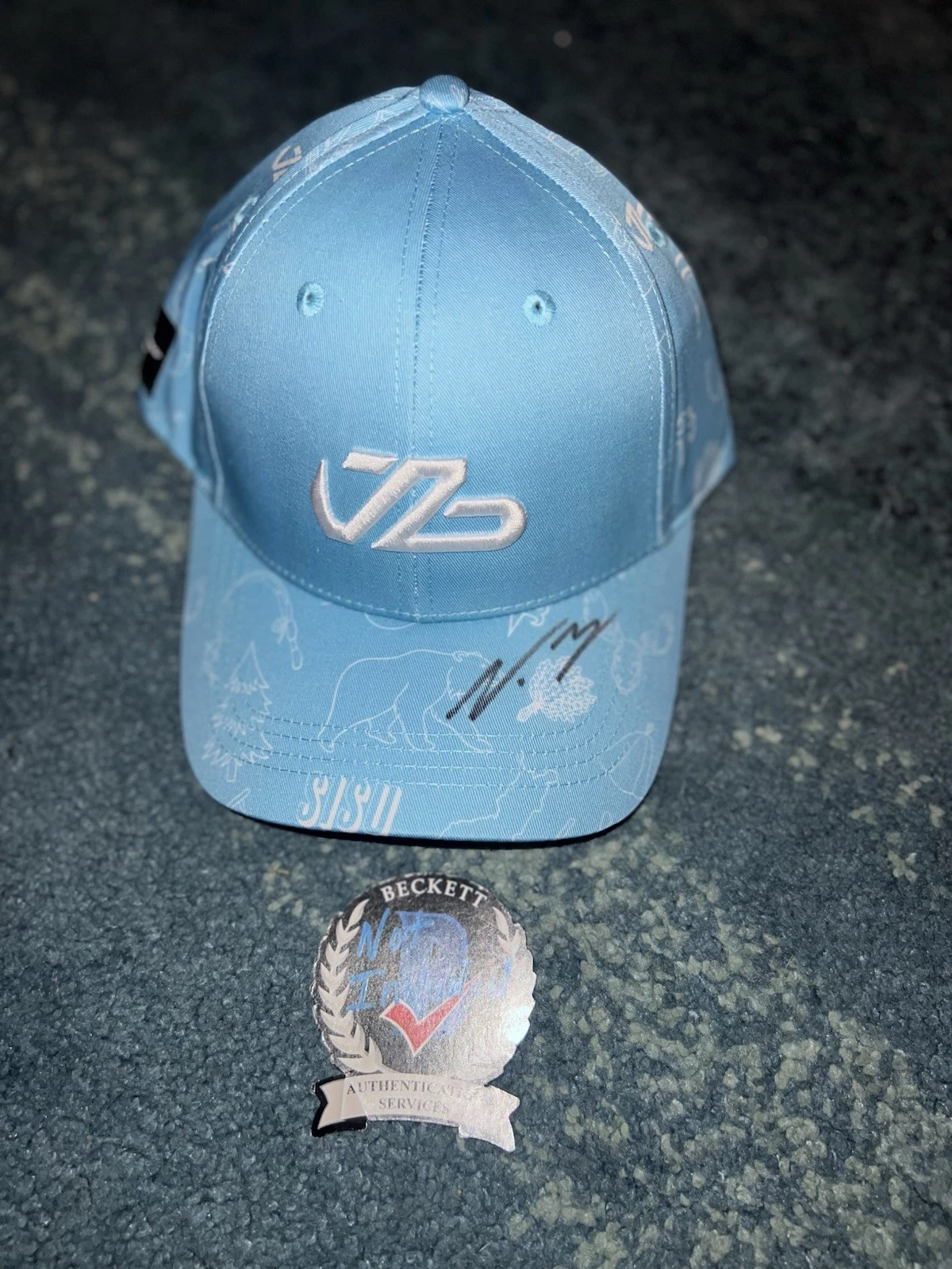 Valtteri Bottas Signed Racing Hat #77 F1 Star Mercedes Cadillac Beckett