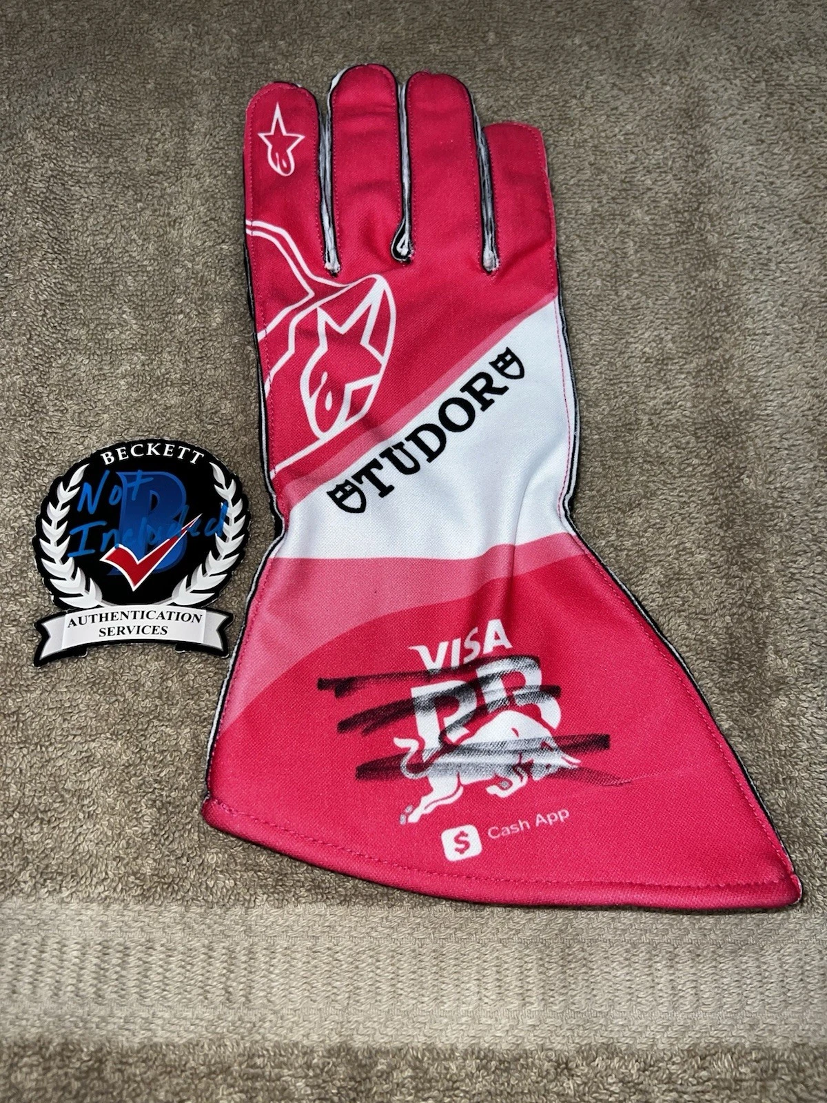 Isack Hadjar Signed Visa RB Racing Bulls Race Glove Formula 1 Rookie Beckett #2