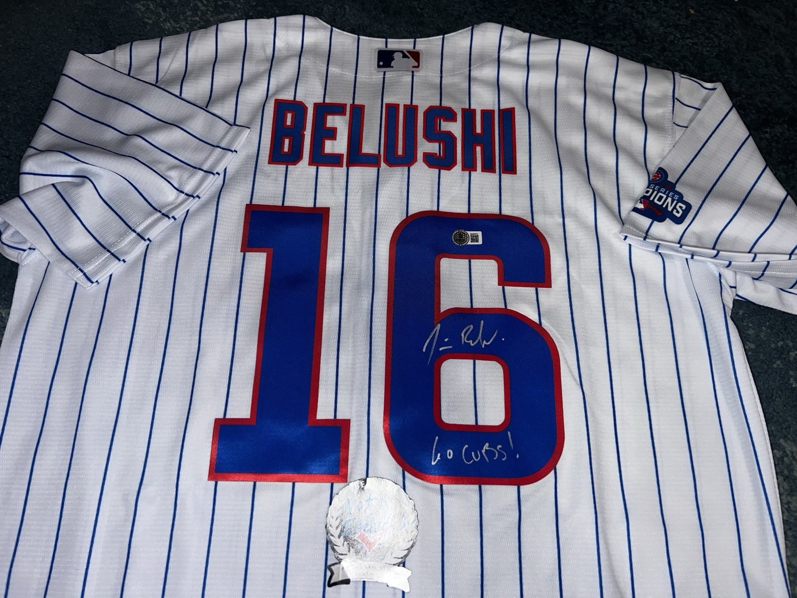 Jim Belushi Signed Chicago Cubs Jersey 2016 World Series Champs Star Beckett #2