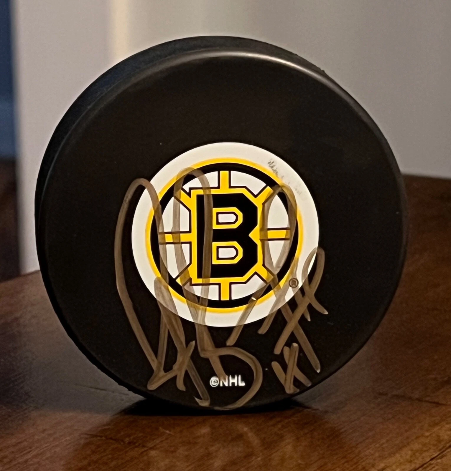 Ray Bourque Signed Autographed Official NHL Game Puck Boston Bruins HOF