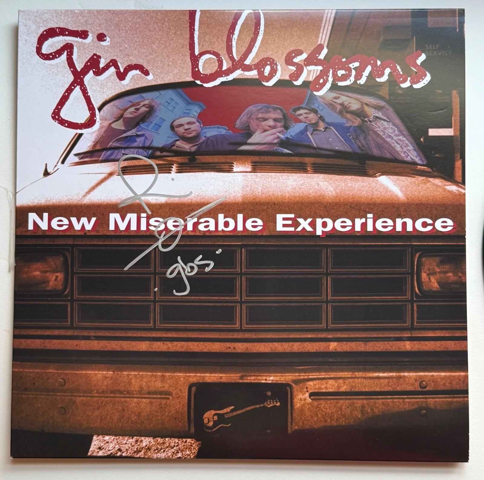ROBIN WILSON SIGNED GIN BLOSSOMS NEW MISERABLE EXPERIENCE VINYL LP BECKETT PROOF COLLECTIBLE MEMORABILIA