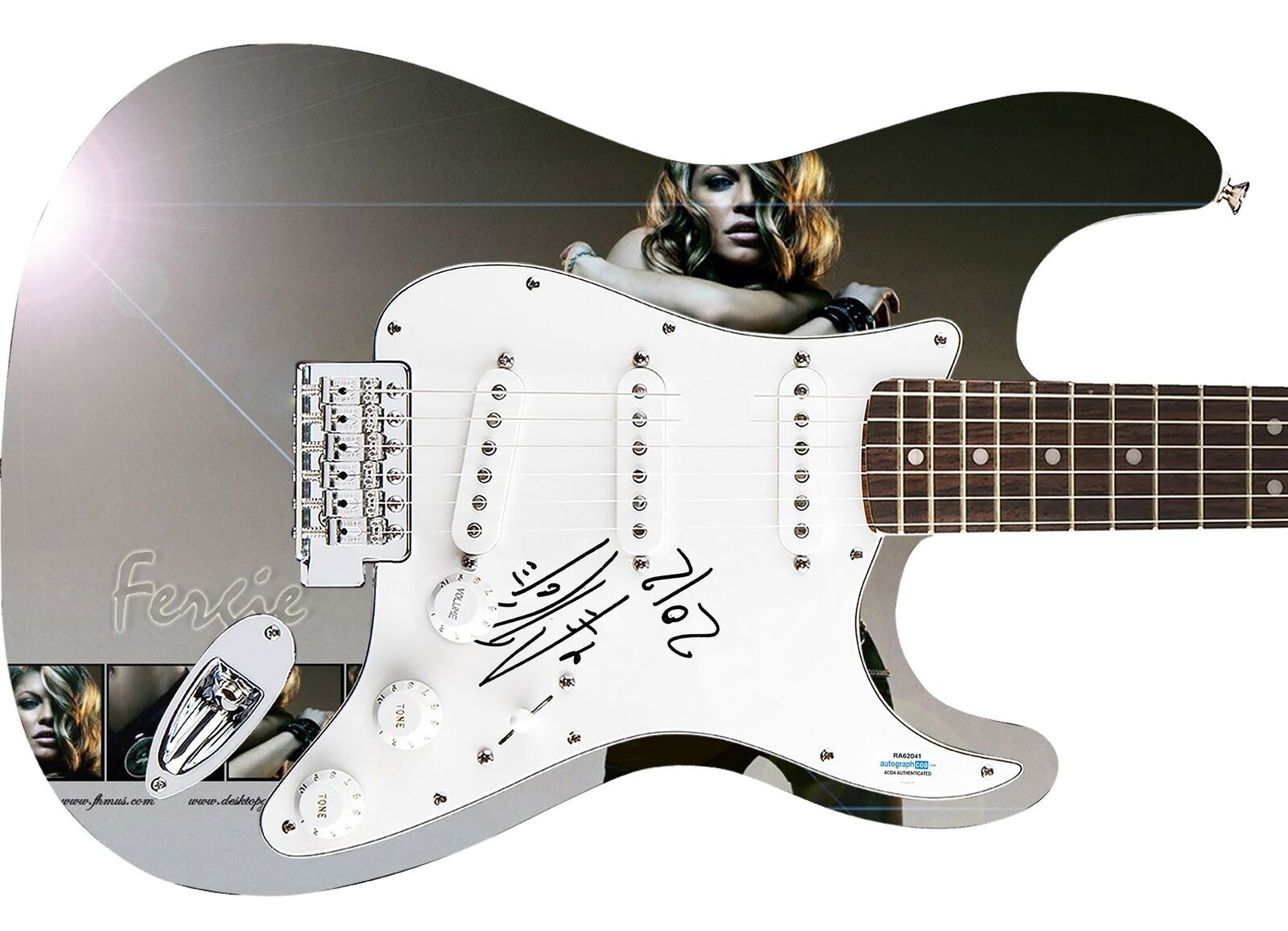 Black Eyed Peas Fergie Signed Autographed 1/1 Graphics Photo Guitar ACOA JSA