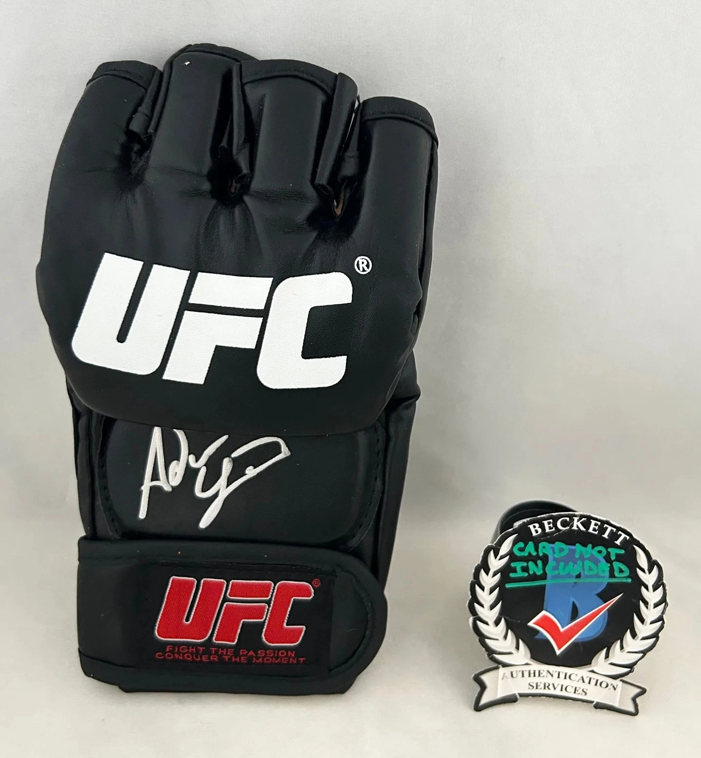 Adrian Yanez Signed UFC Glove MMA Beckett BAS 1 COA